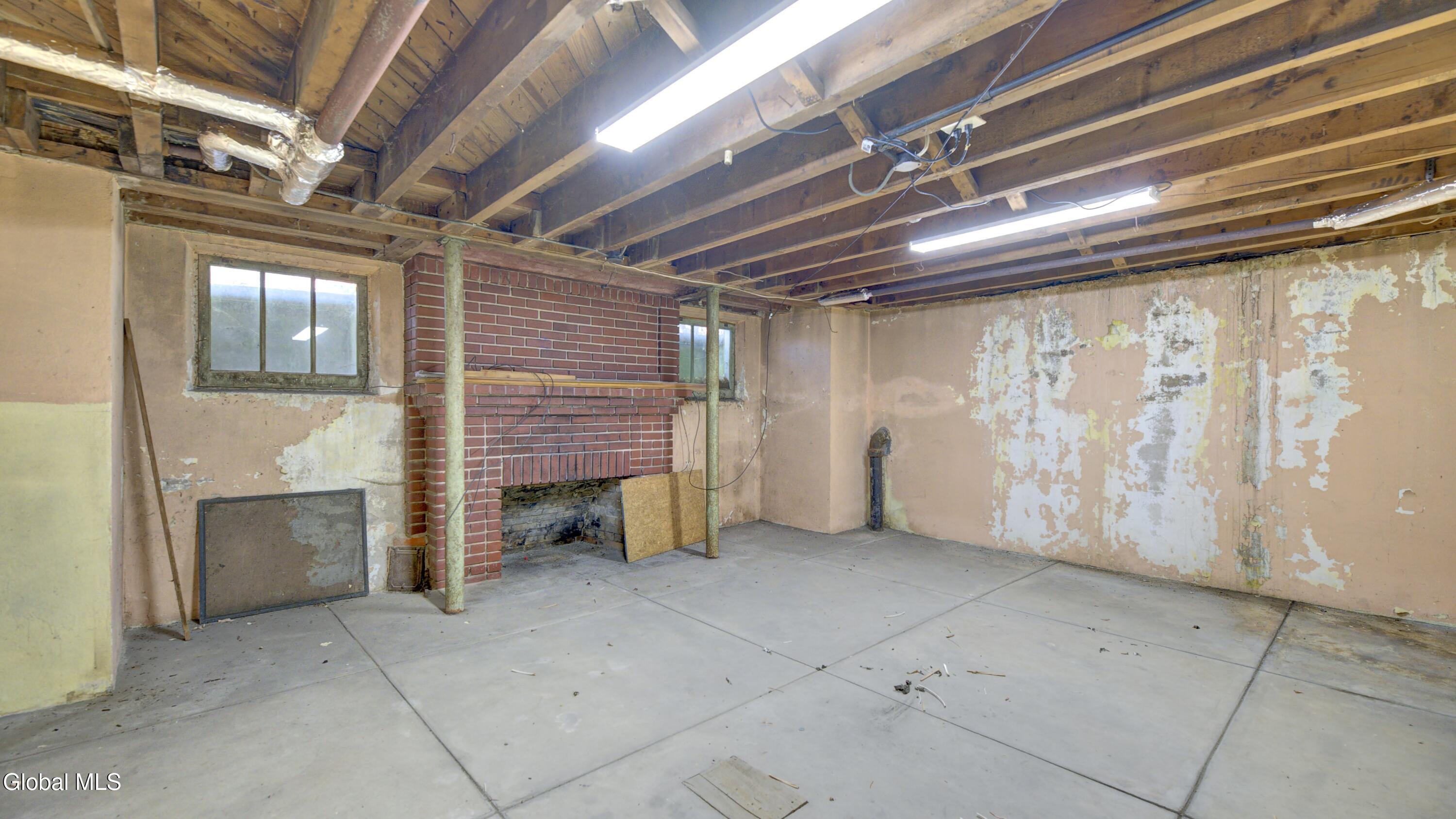 8 Union Place Johnstown NY 12095