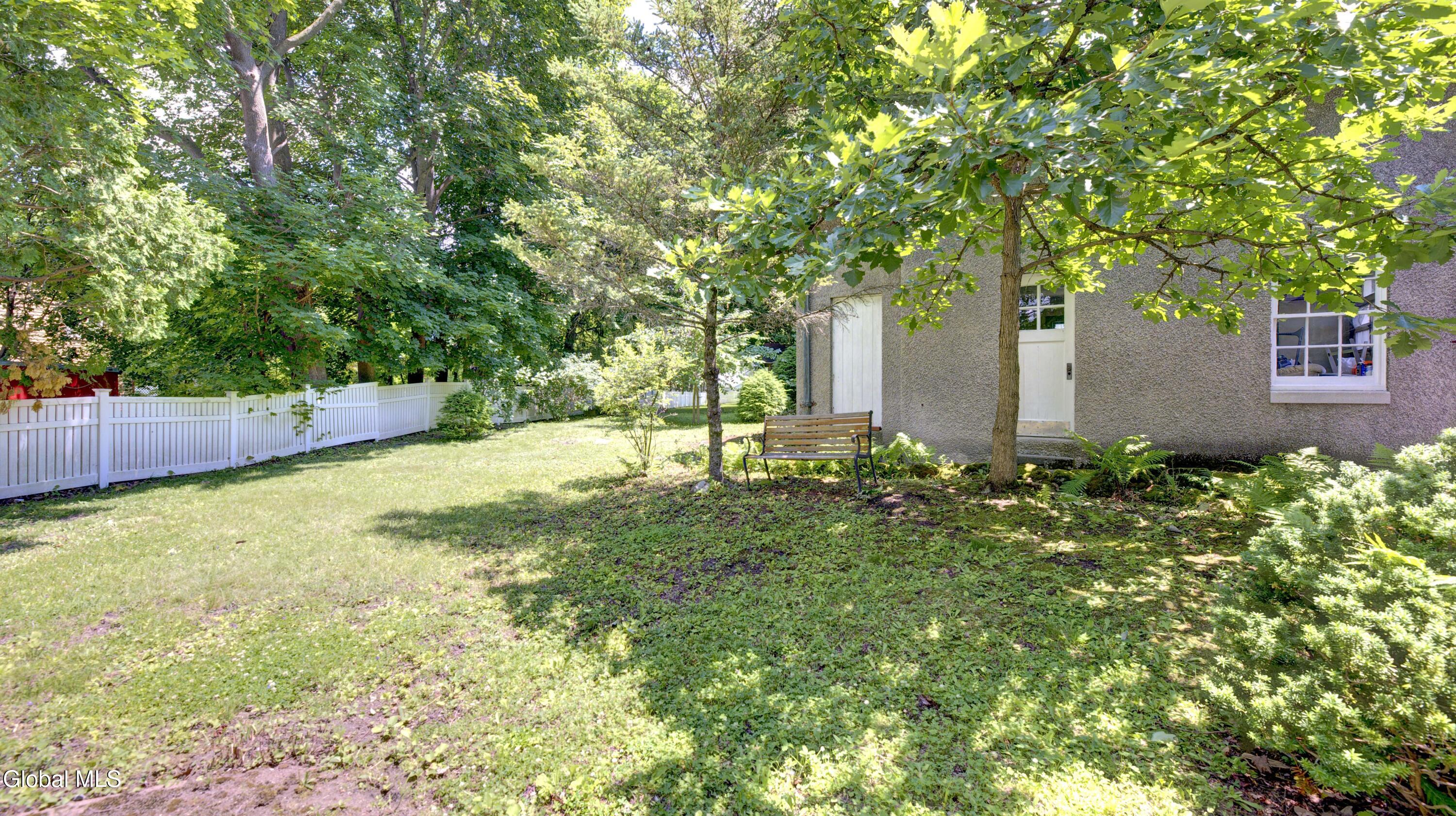 8 Union Place Johnstown NY 12095