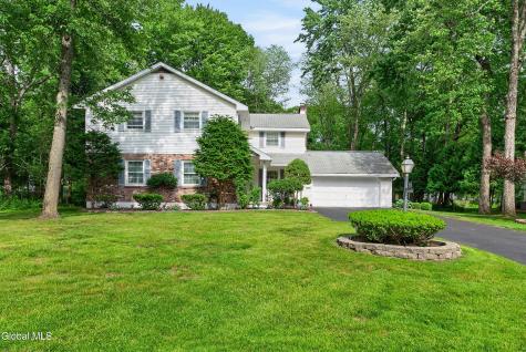 888 Meadow Lane Niskayuna NY 12309