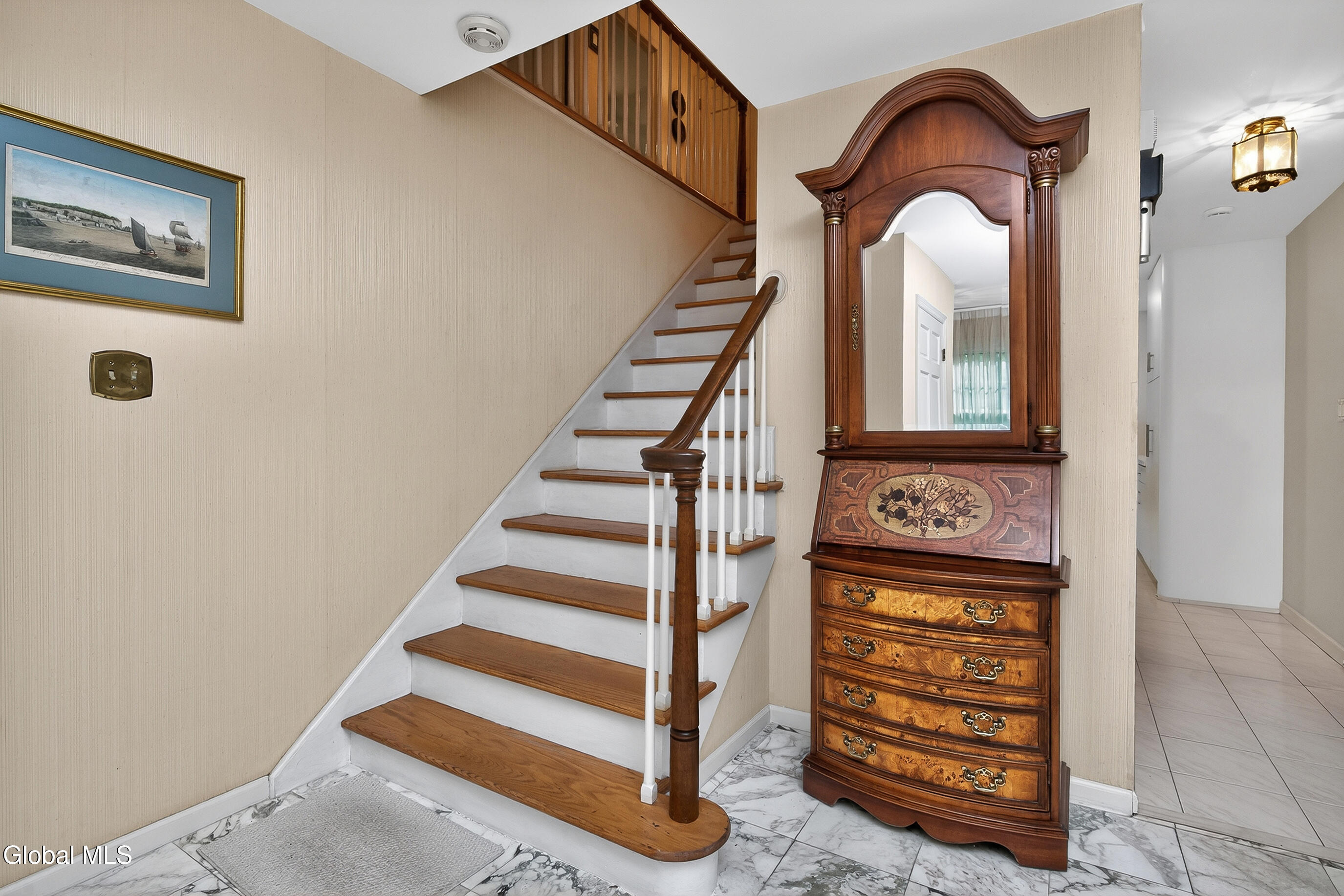 888 Meadow Lane Niskayuna NY 12309