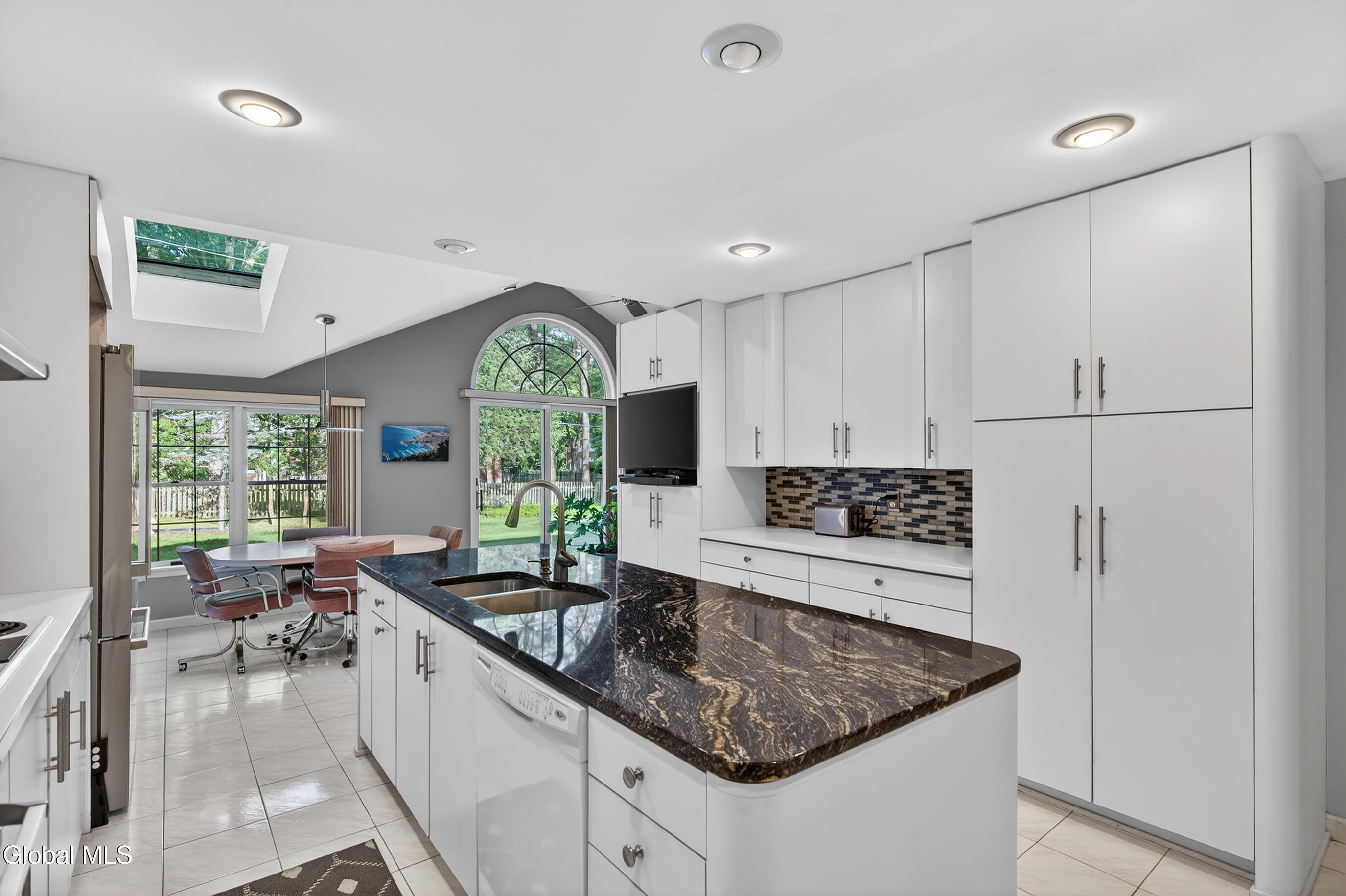 888 Meadow Lane Niskayuna NY 12309