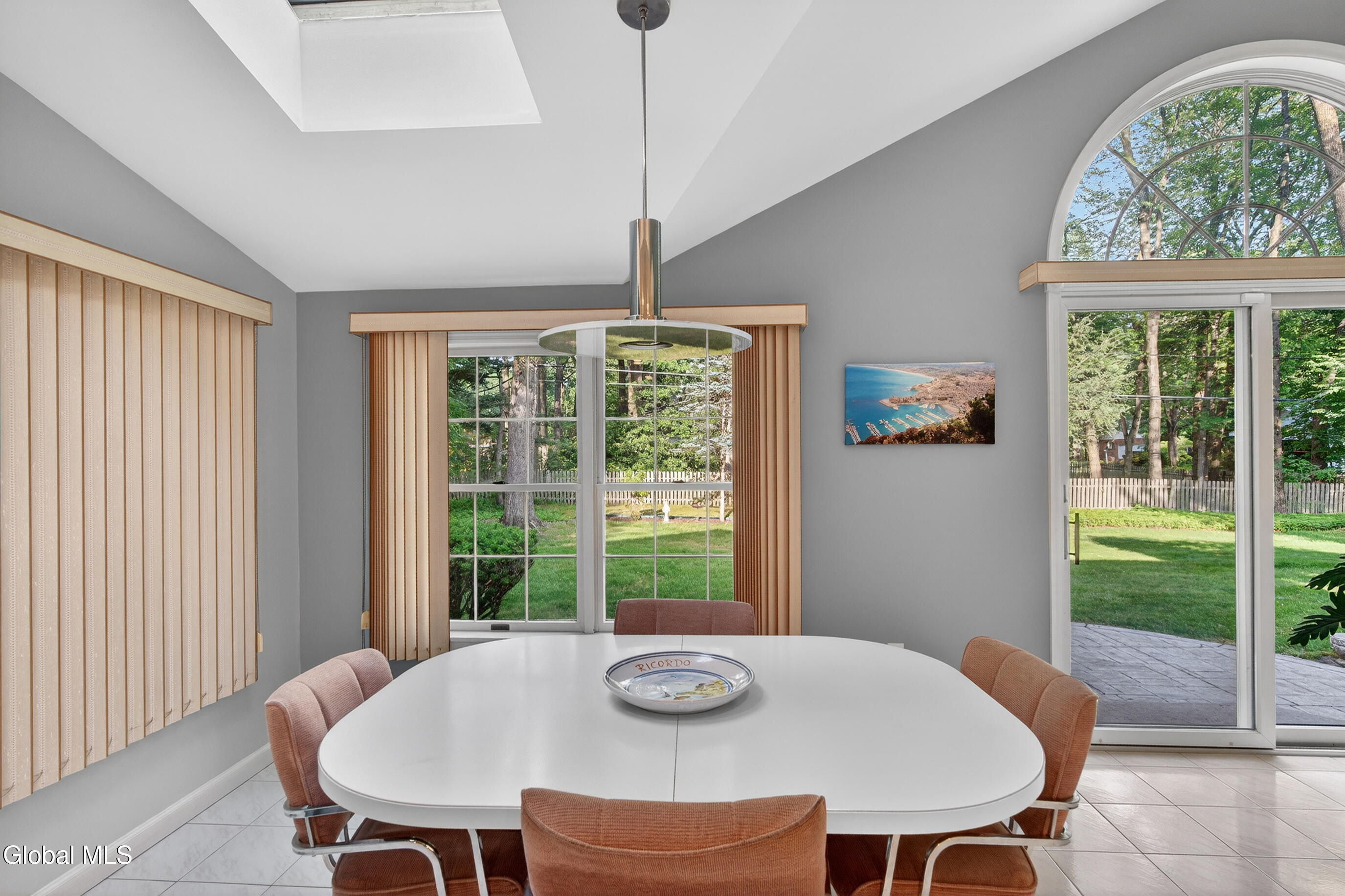 888 Meadow Lane Niskayuna NY 12309