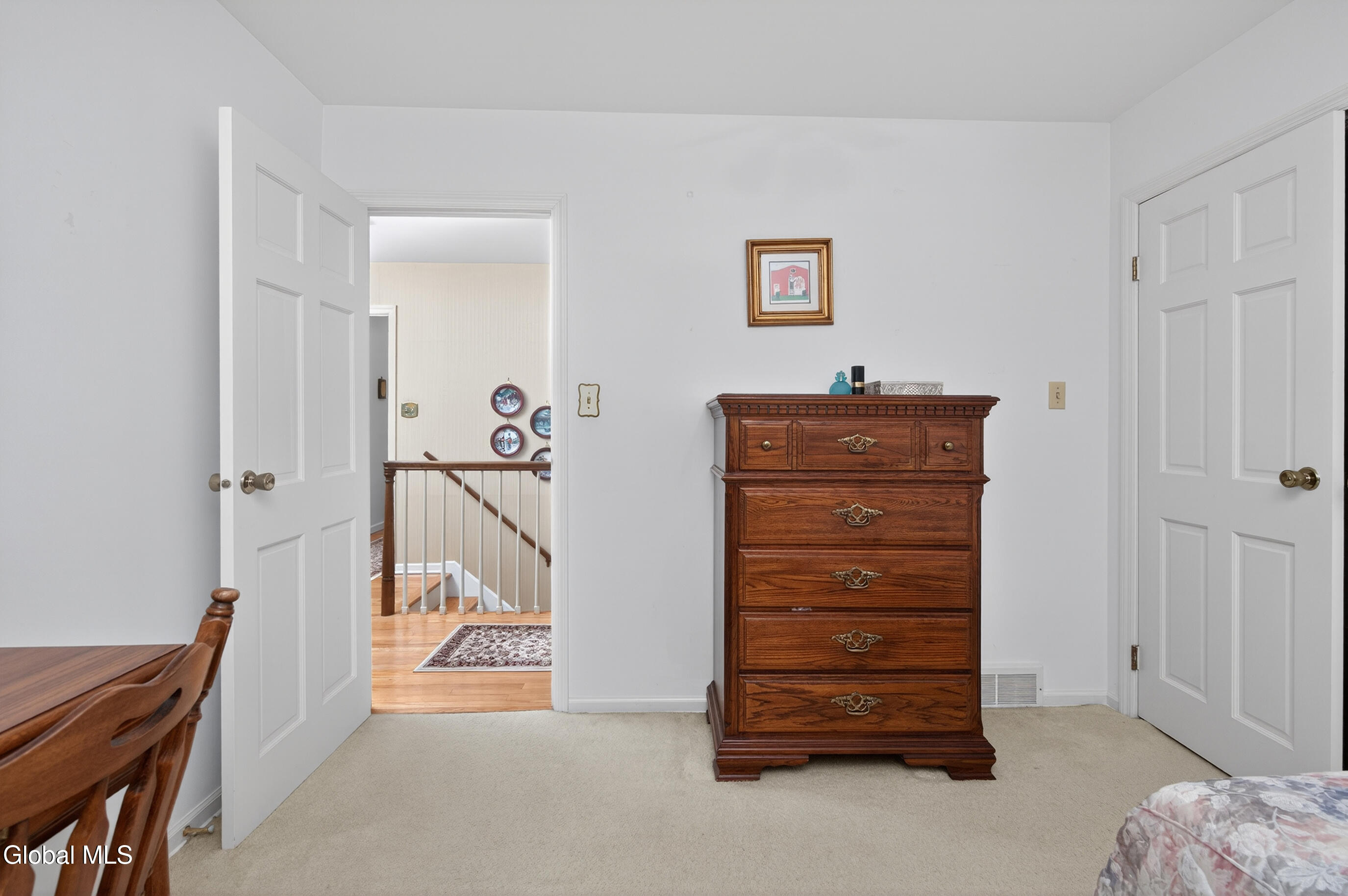 888 Meadow Lane Niskayuna NY 12309