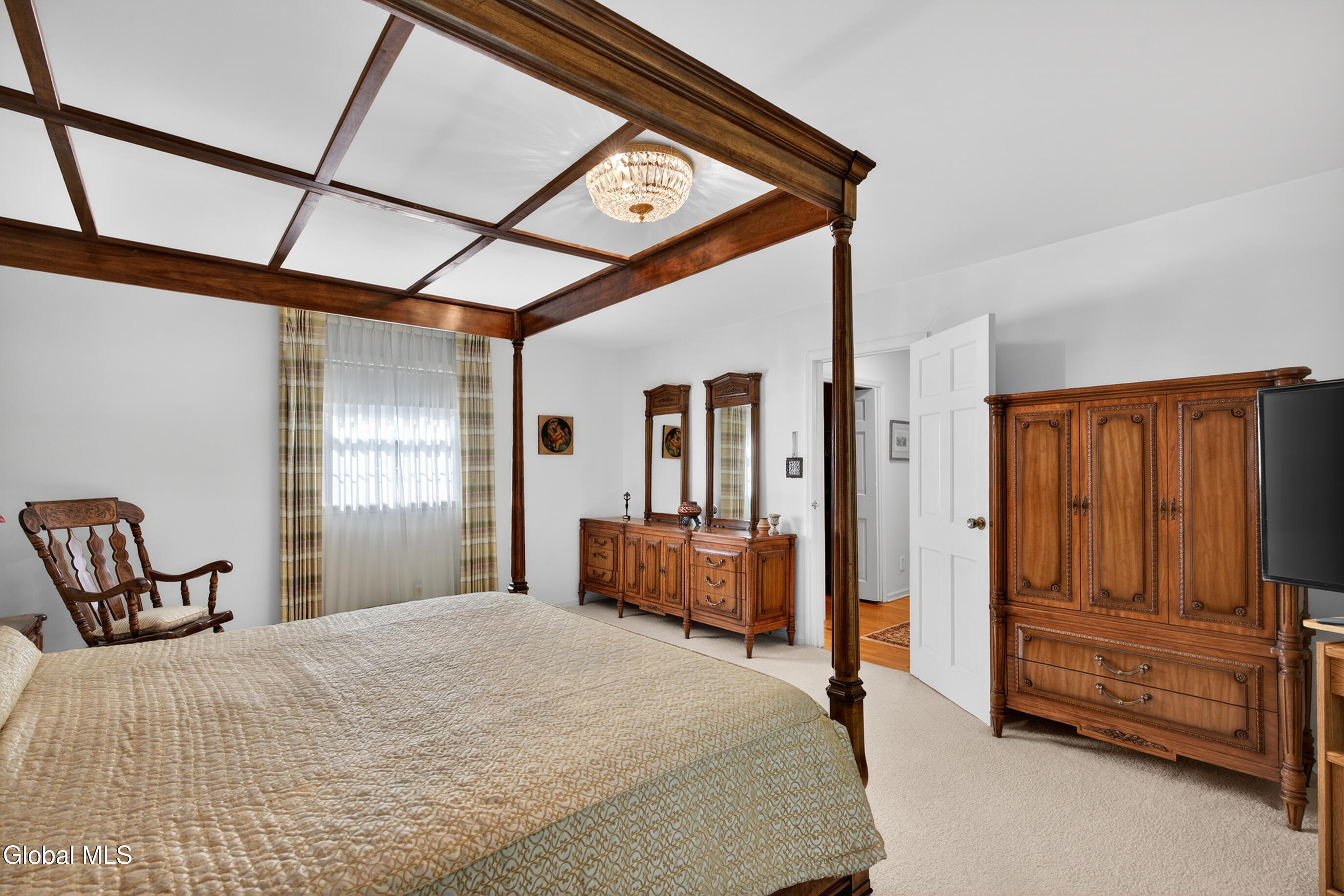 888 Meadow Lane Niskayuna NY 12309