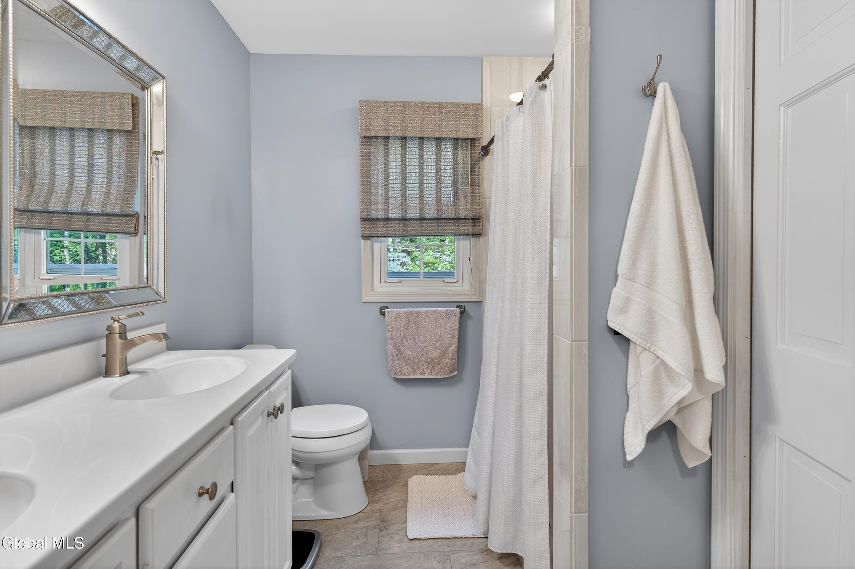 888 Meadow Lane Niskayuna NY 12309