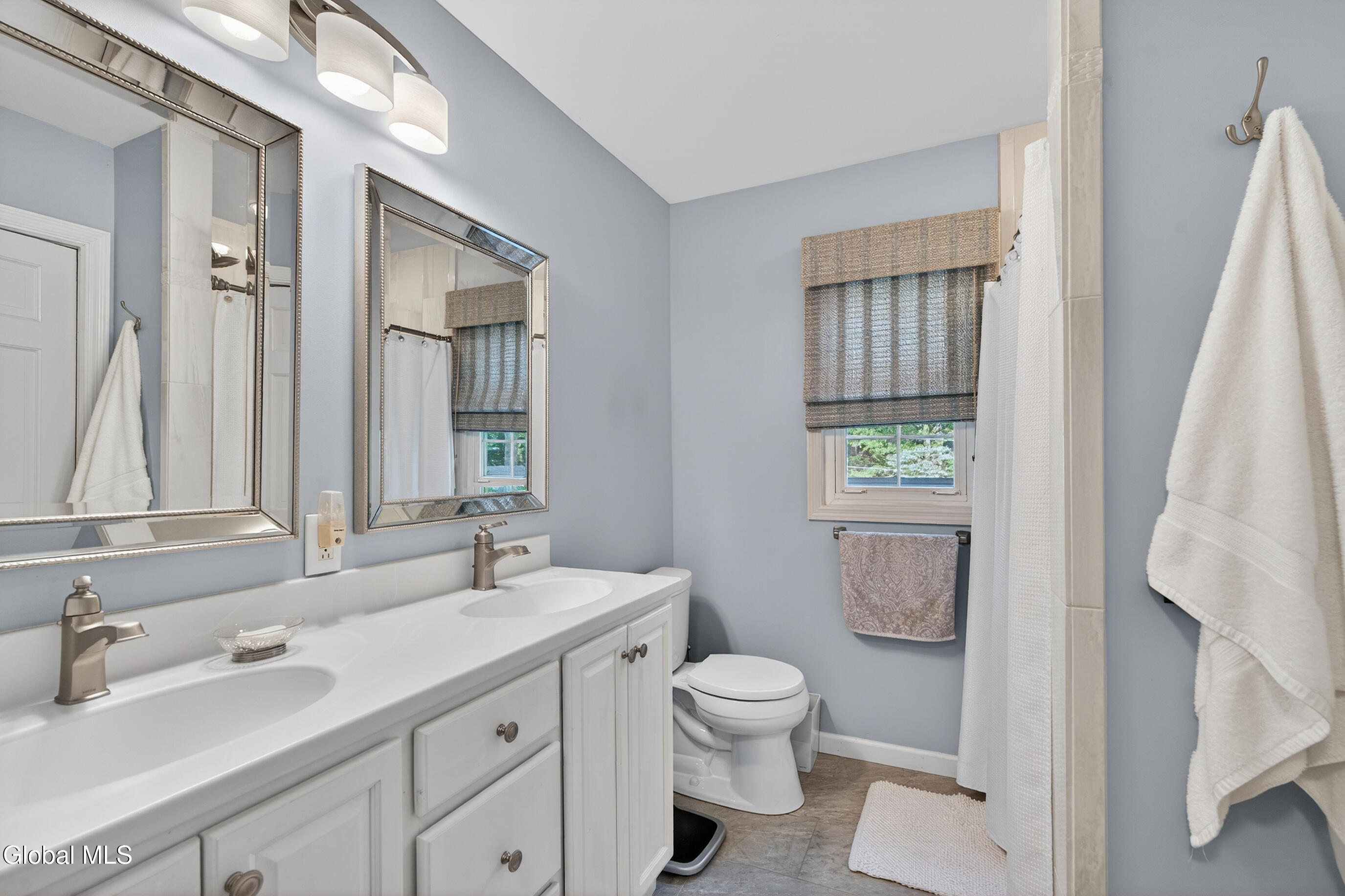 888 Meadow Lane Niskayuna NY 12309