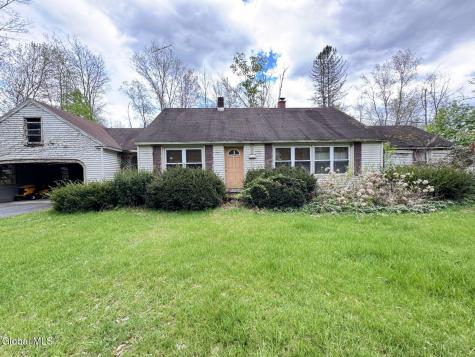 140 Clark Road Moreau NY 12803
