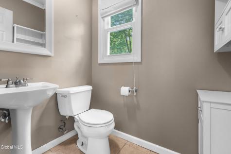5 Huntwood Drive Clifton Park NY 12065