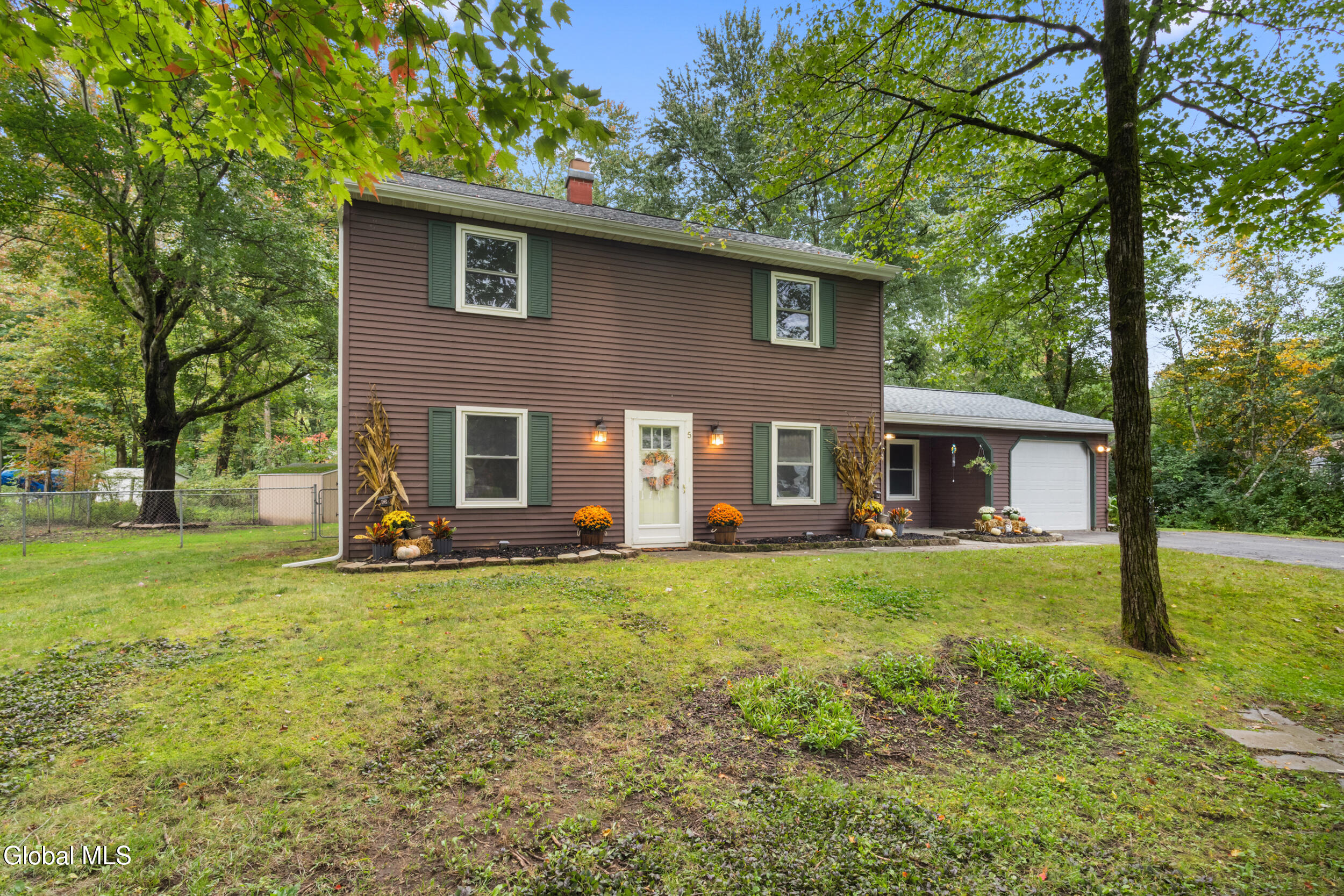 5 Huntwood Drive Clifton Park NY 12065