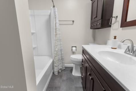 5 Huntwood Drive Clifton Park NY 12065