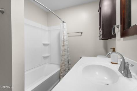 5 Huntwood Drive Clifton Park NY 12065