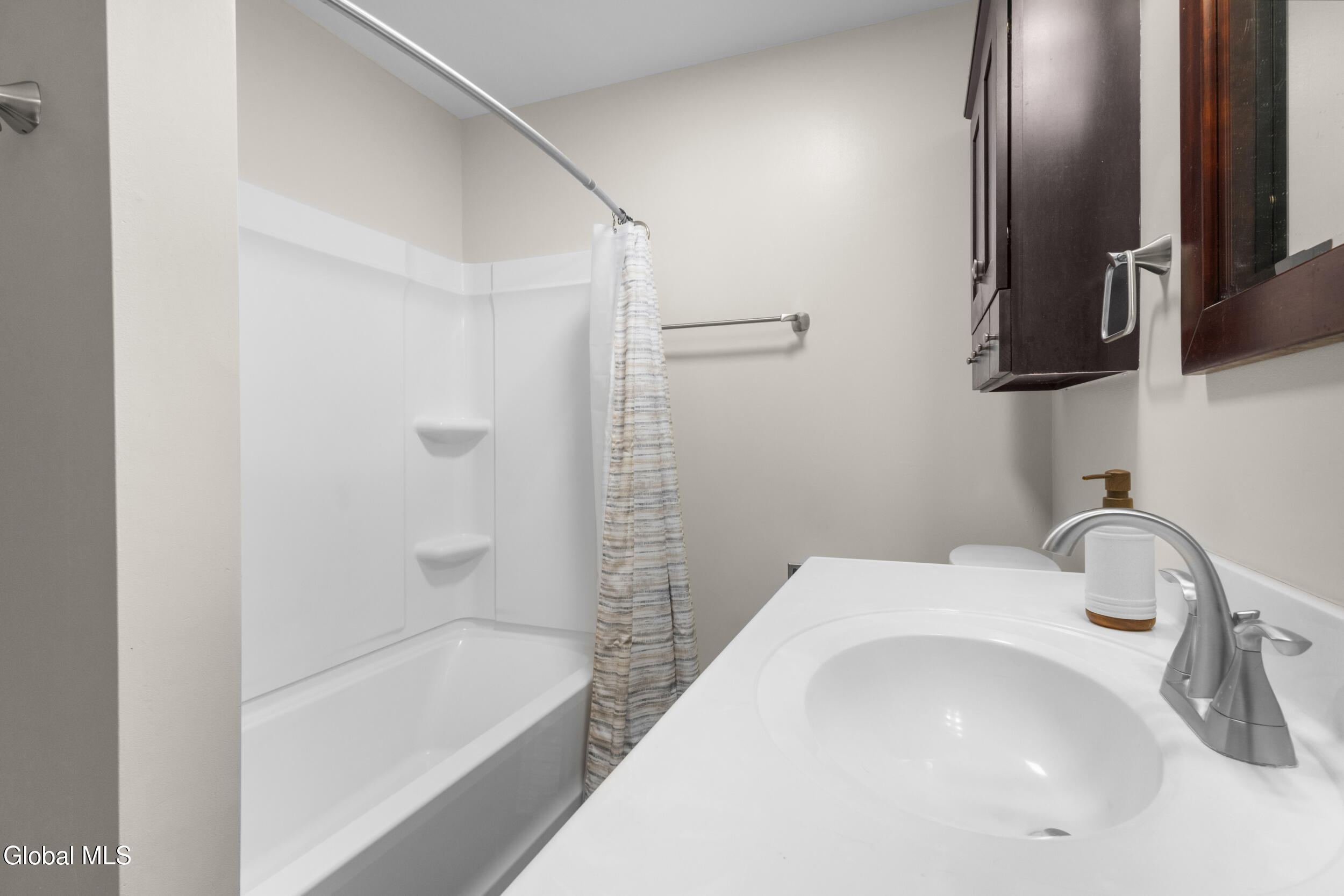 5 Huntwood Drive Clifton Park NY 12065