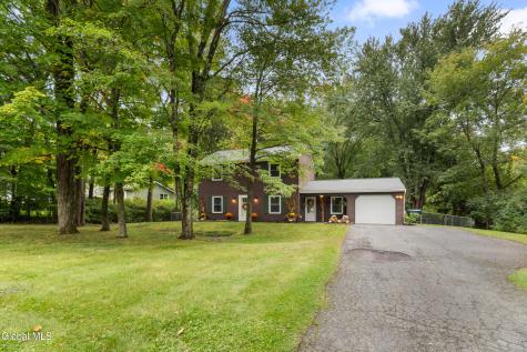 5 Huntwood Drive Clifton Park NY 12065