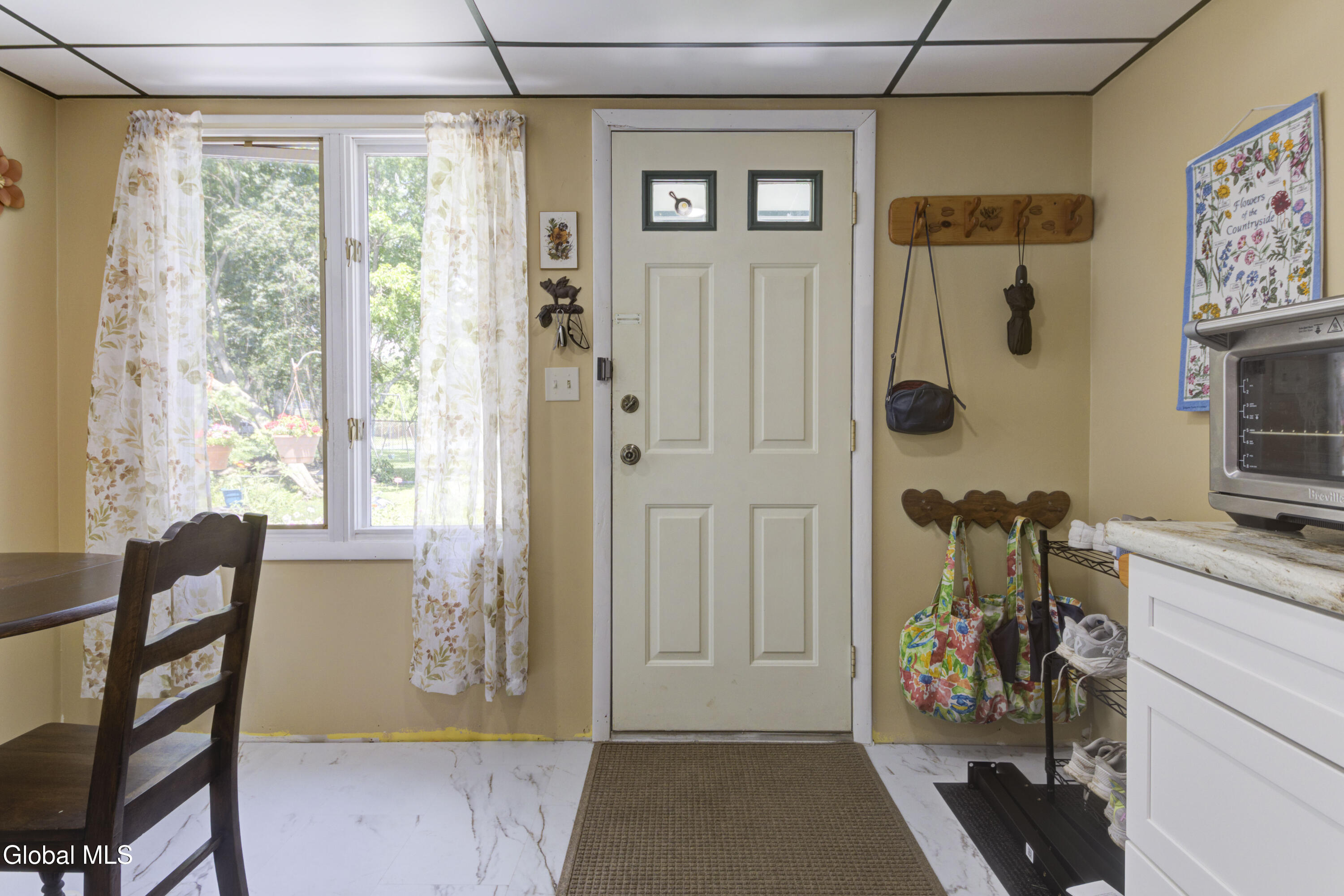 13 Newman Street Gloversville NY 12078