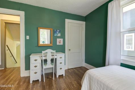 13 Newman Street Gloversville NY 12078
