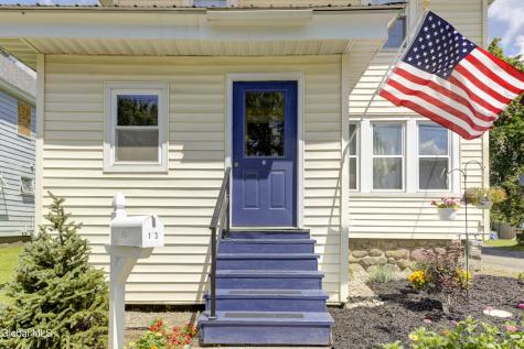 13 Newman Street Gloversville NY 12078