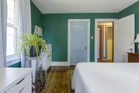 13 Newman Street Gloversville NY 12078