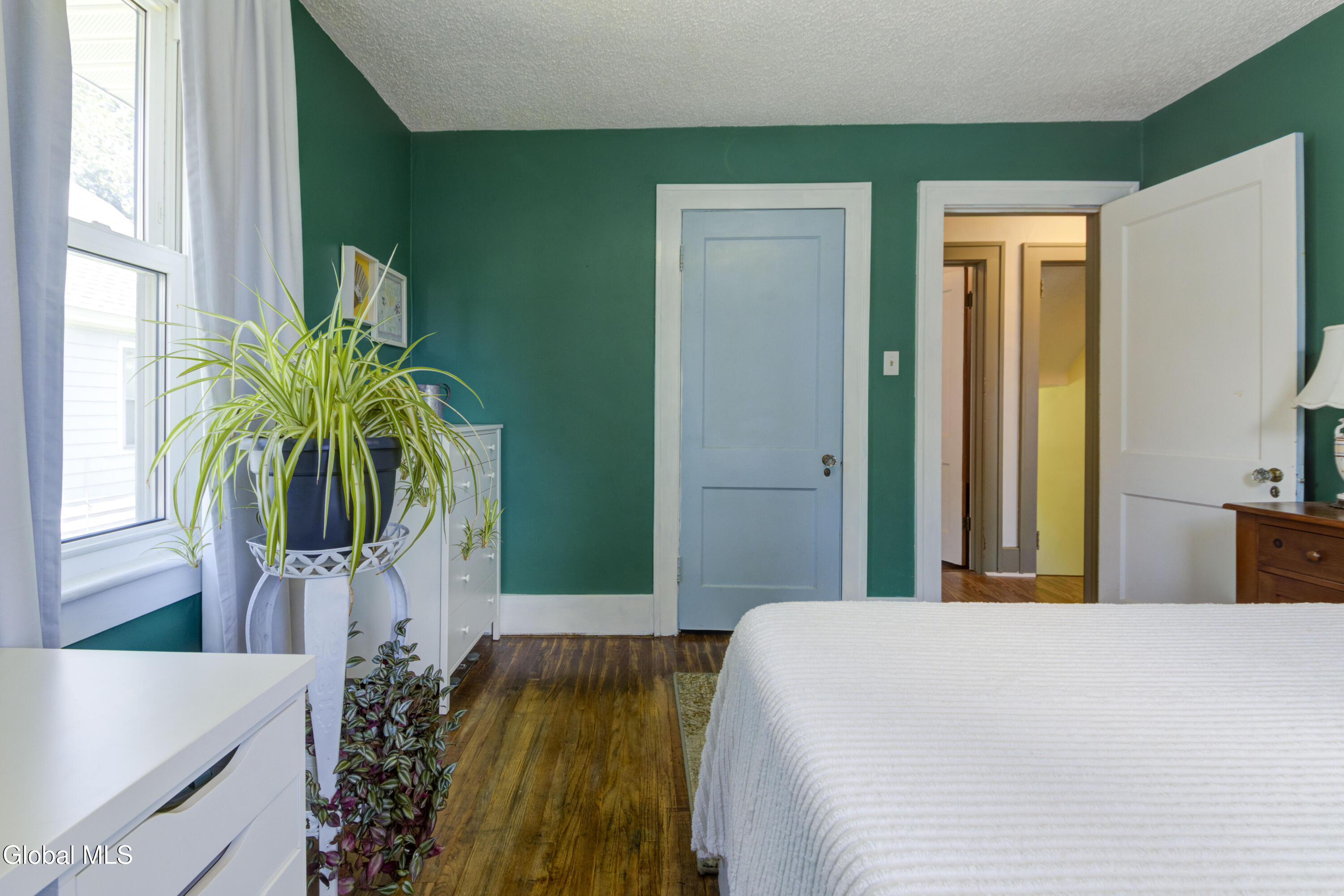 13 Newman Street Gloversville NY 12078