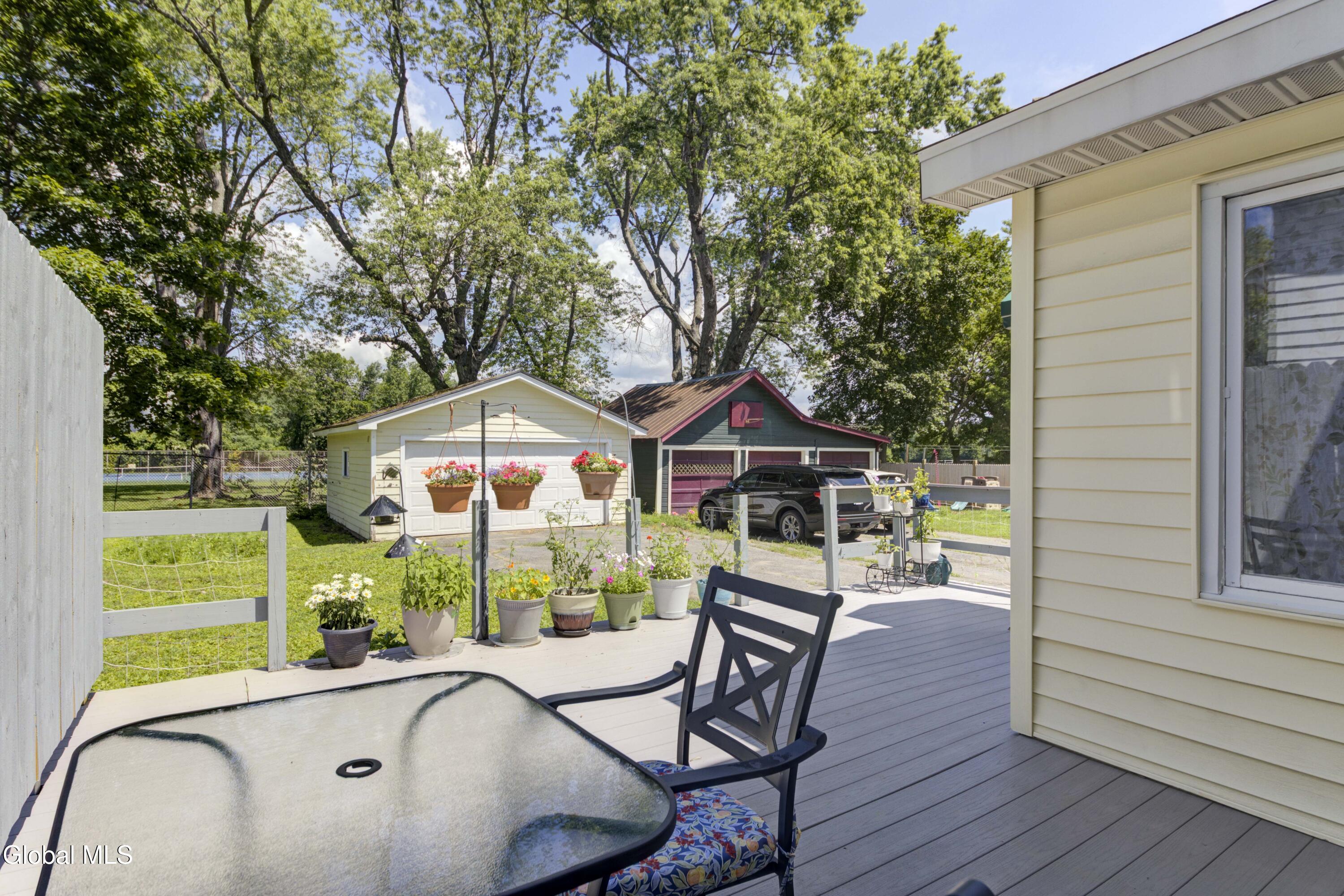 13 Newman Street Gloversville NY 12078