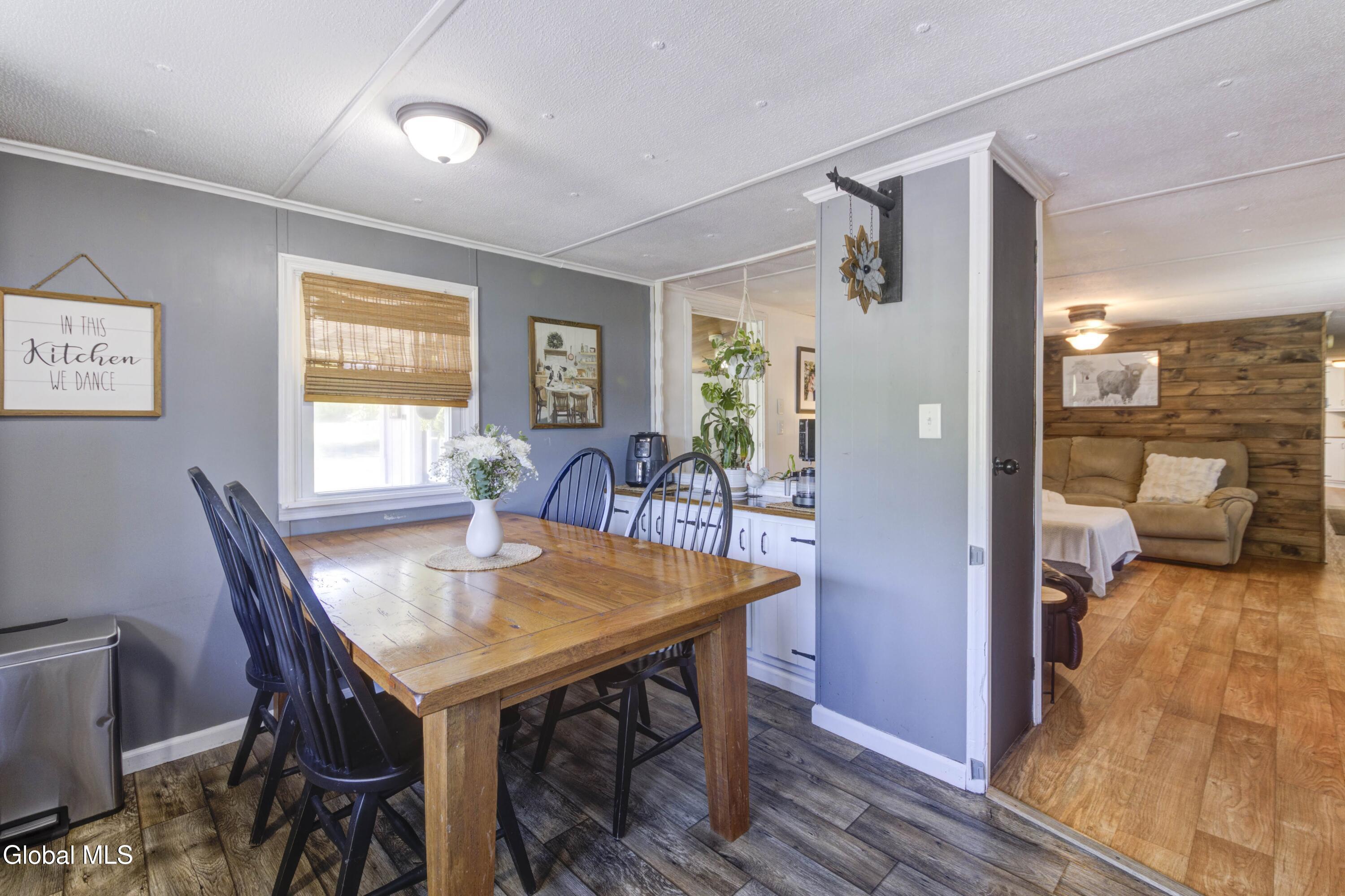 9 Enoch Street Nelliston NY 13428
