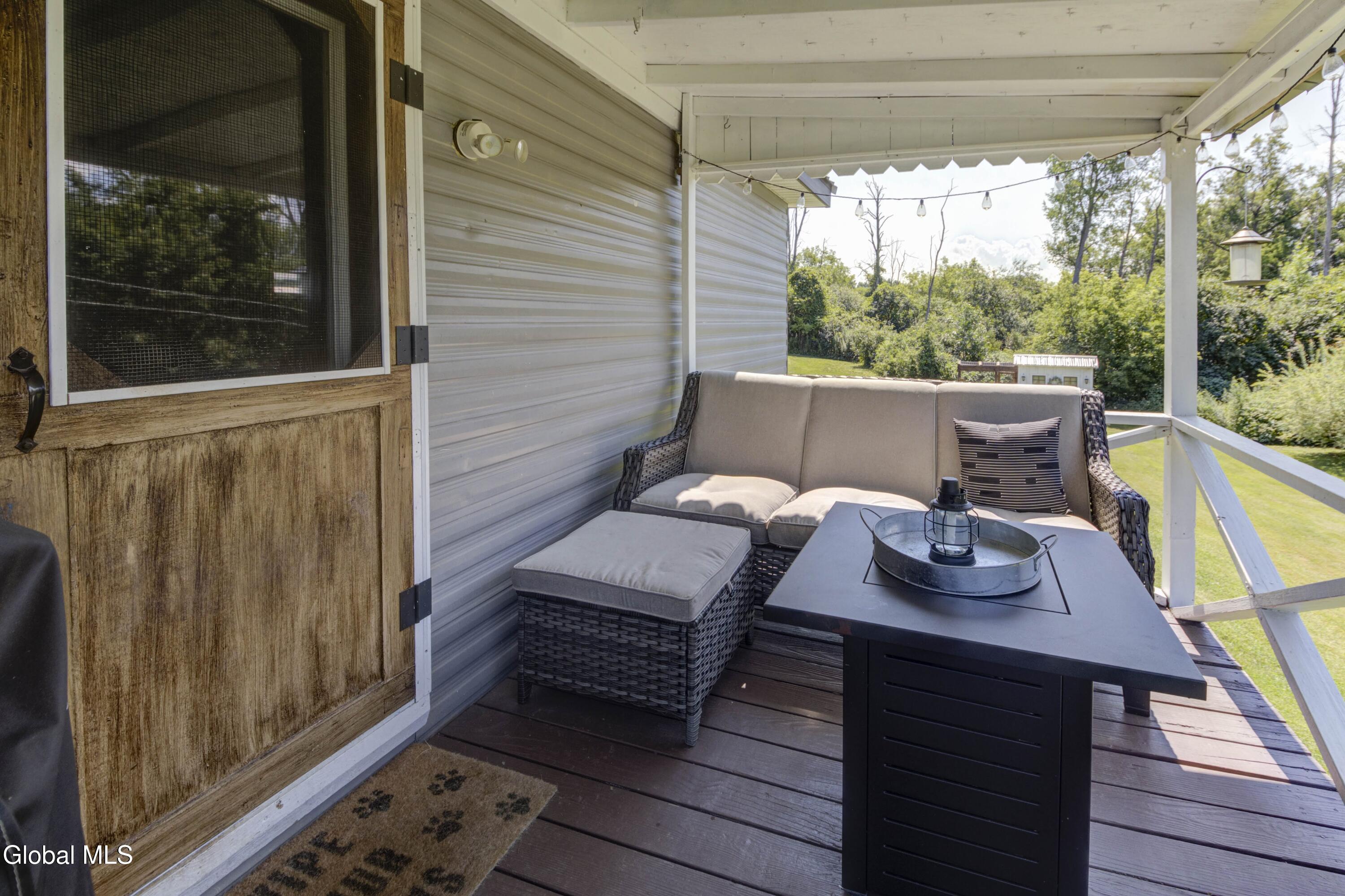 9 Enoch Street Nelliston NY 13428