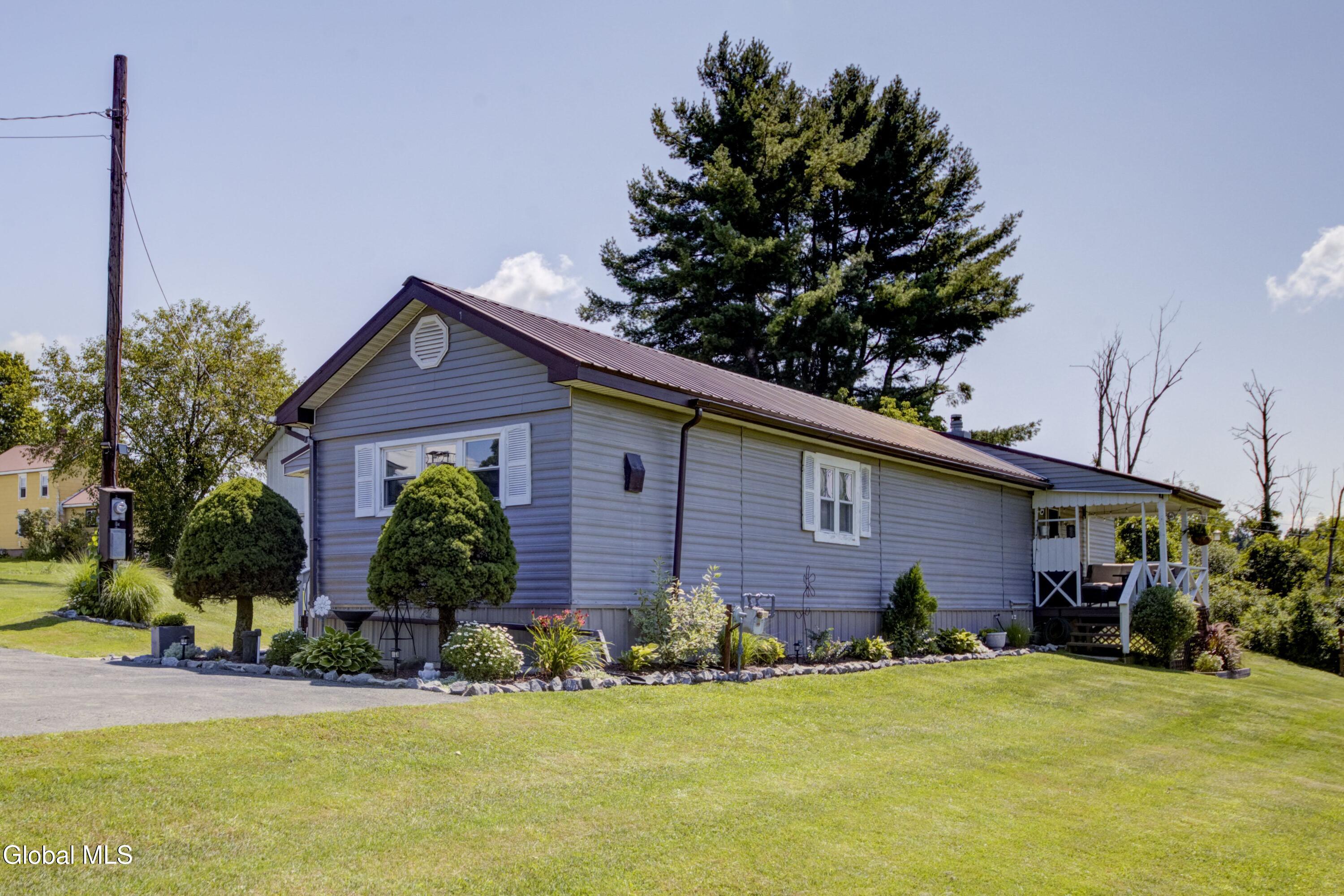 9 Enoch Street Nelliston NY 13428