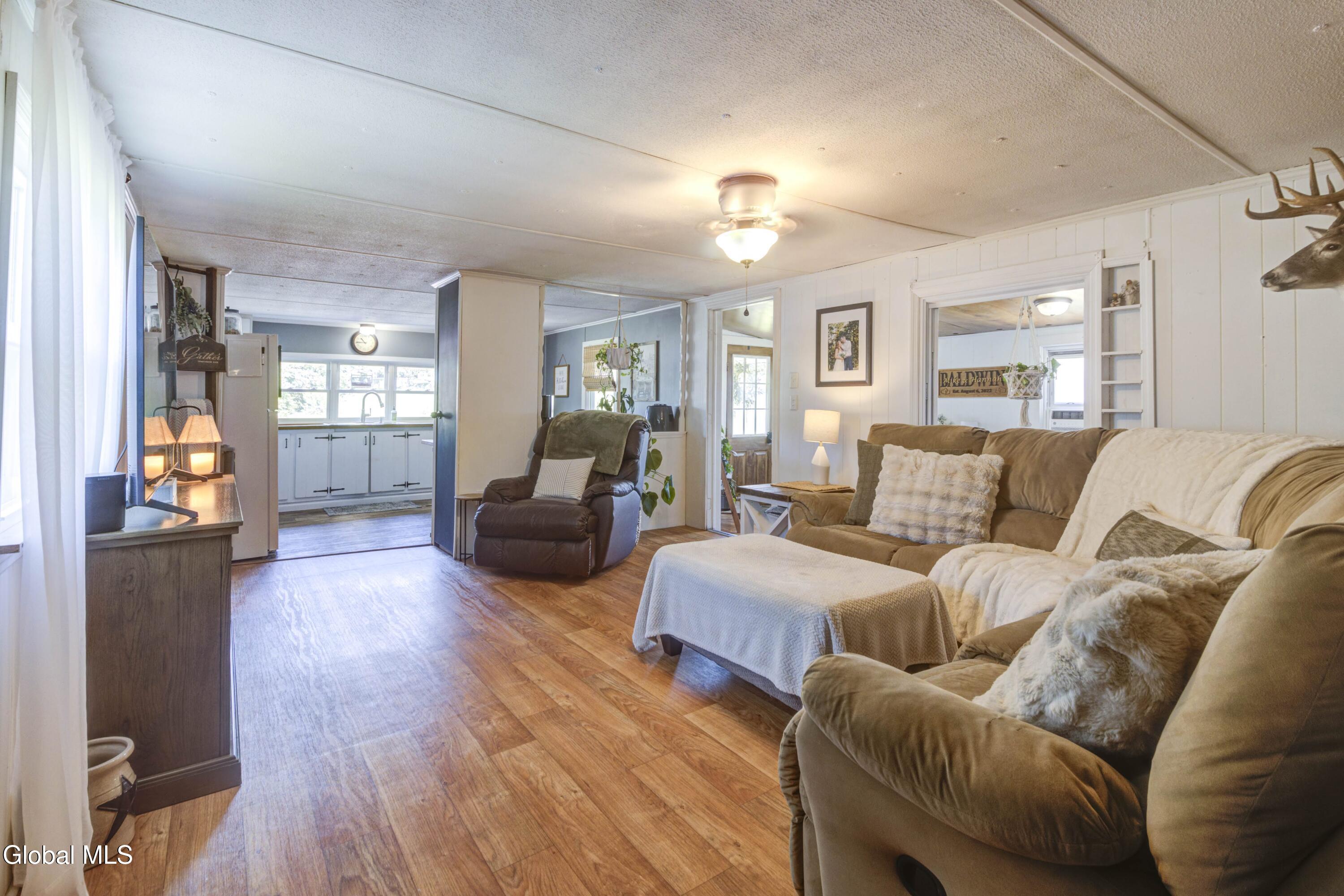 9 Enoch Street Nelliston NY 13428