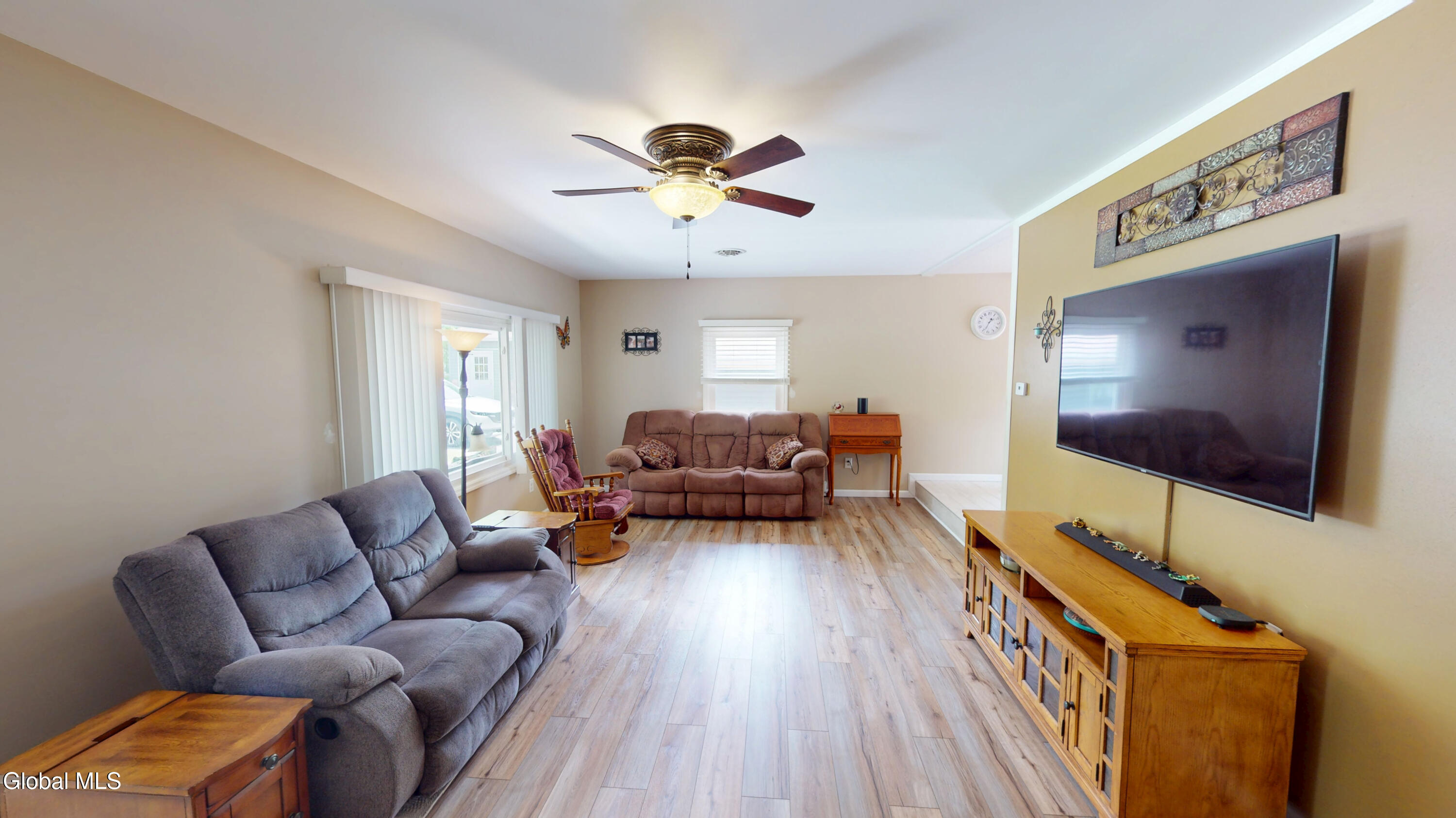 825 County Route 51 New Baltimore NY 12051