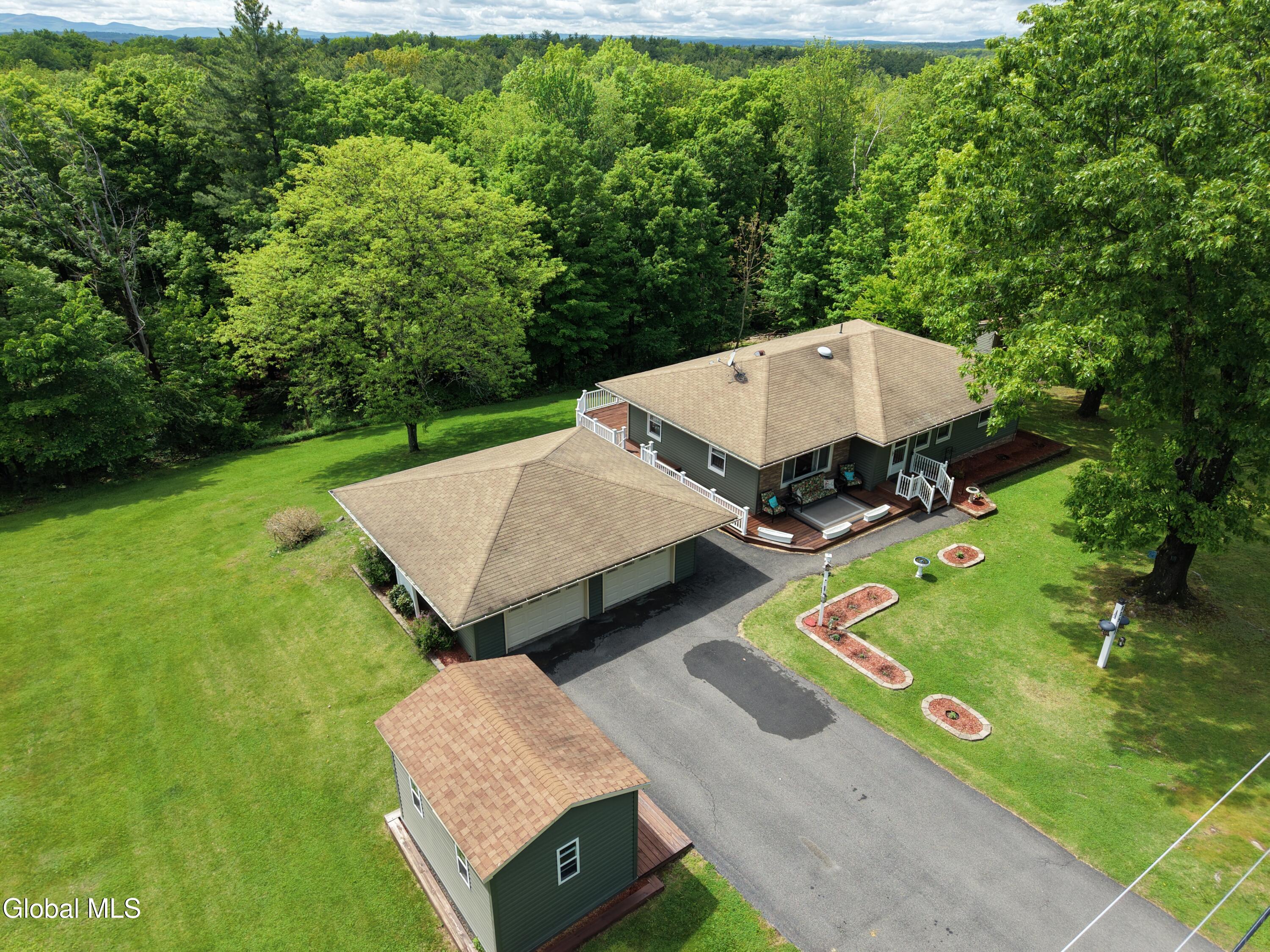 825 County Route 51 New Baltimore NY 12051