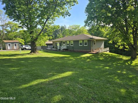 825 County Route 51 New Baltimore NY 12051