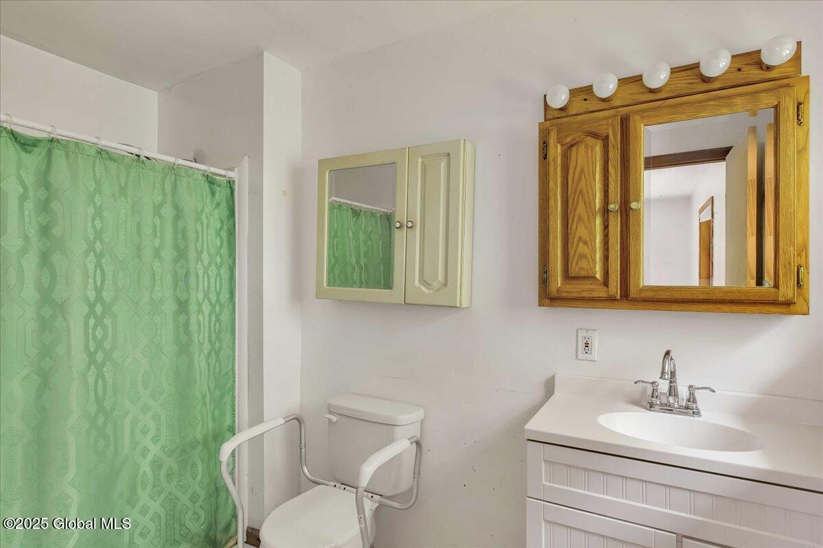 35 Banta Lane Greenville NY 12413