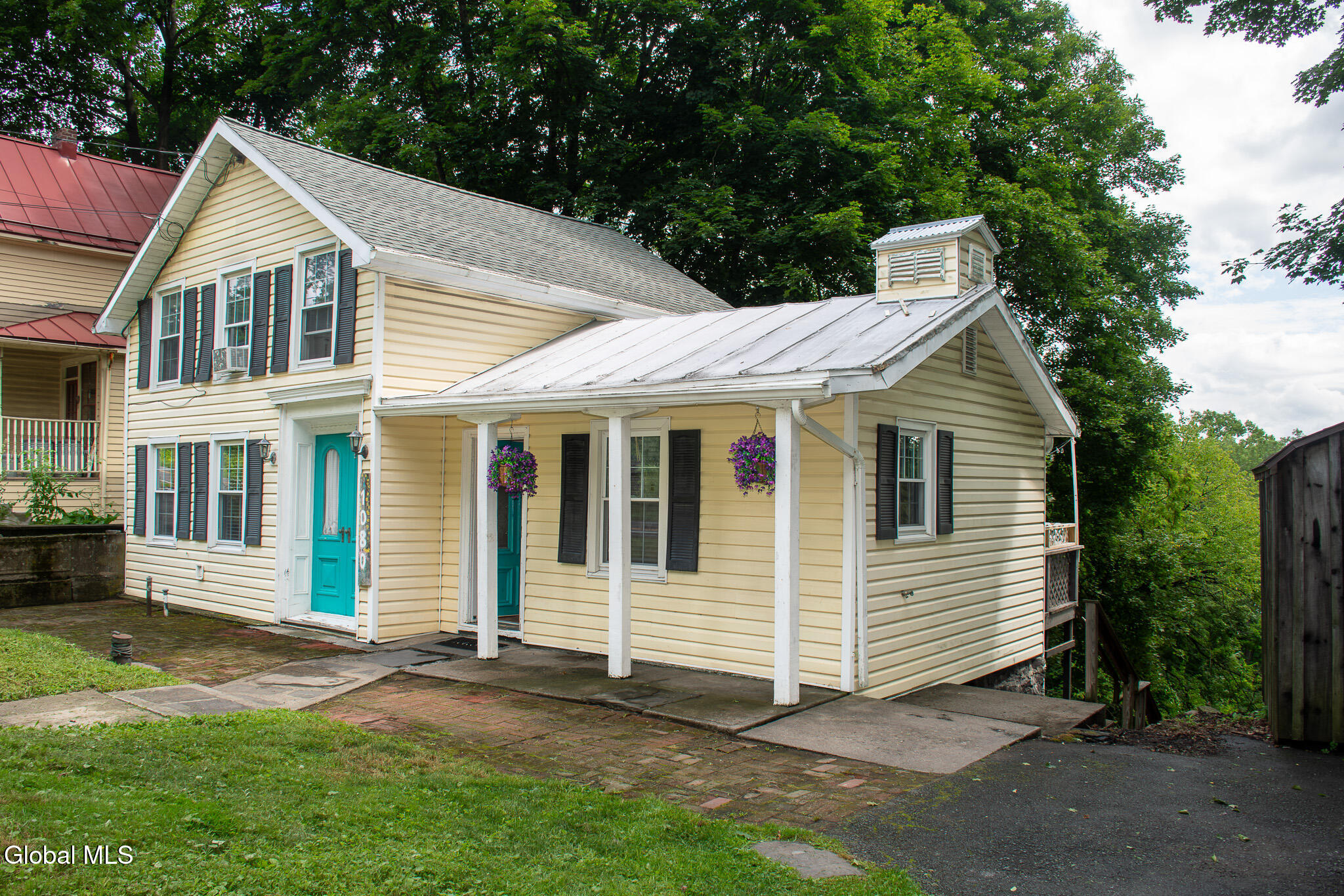 1080 Route 144 New Baltimore NY 12124