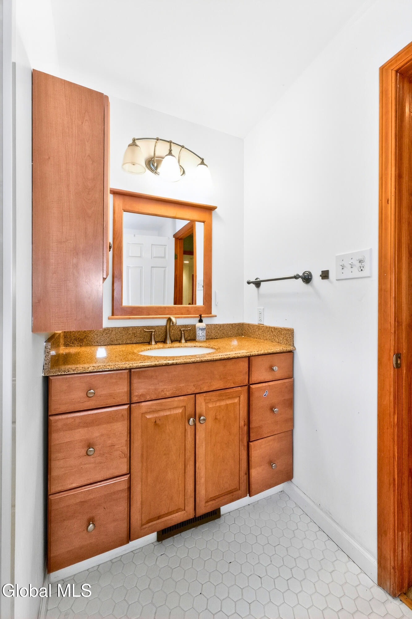 15 Croswell Street Albany NY 12206