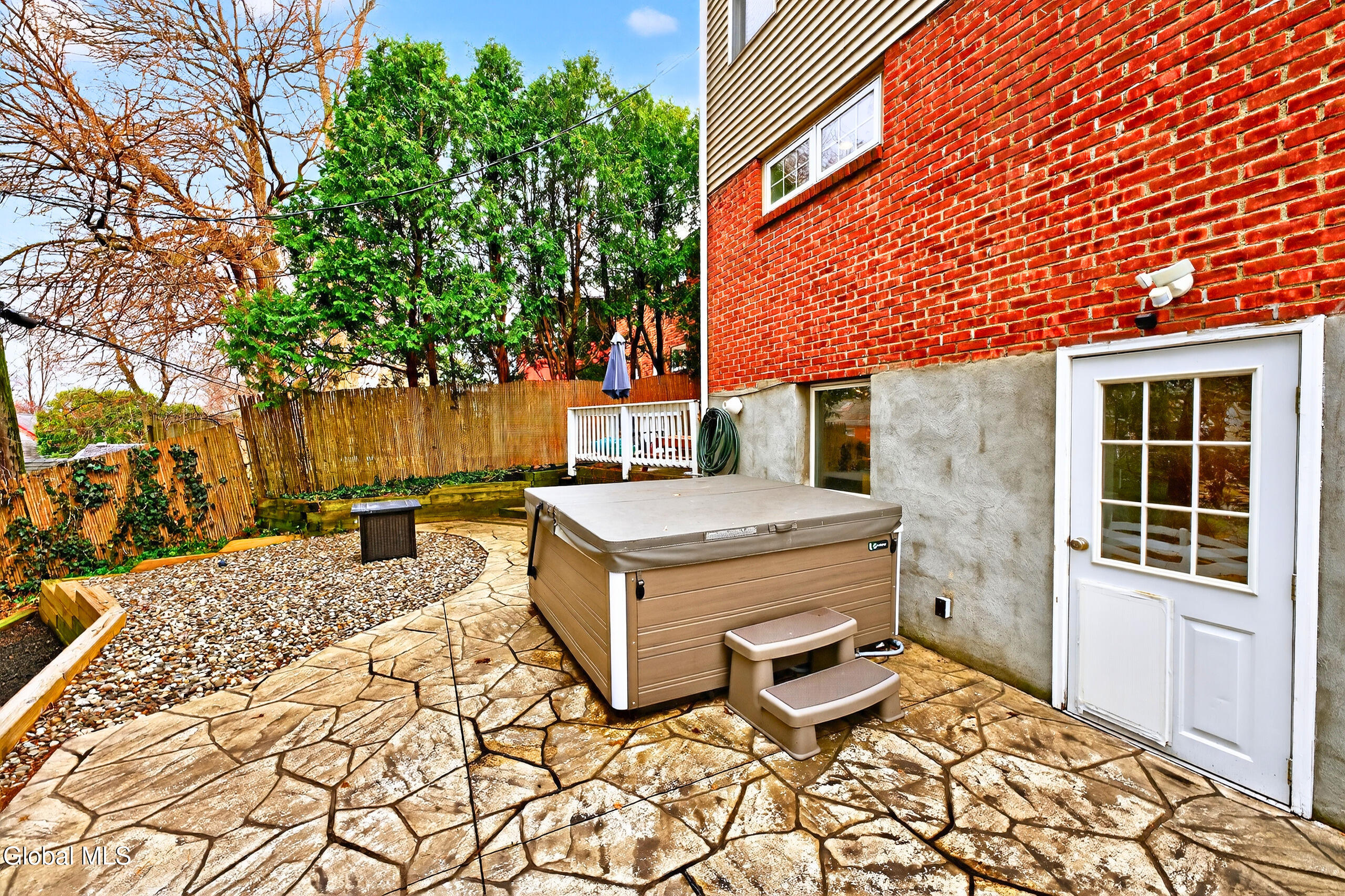 15 Croswell Street Albany NY 12206