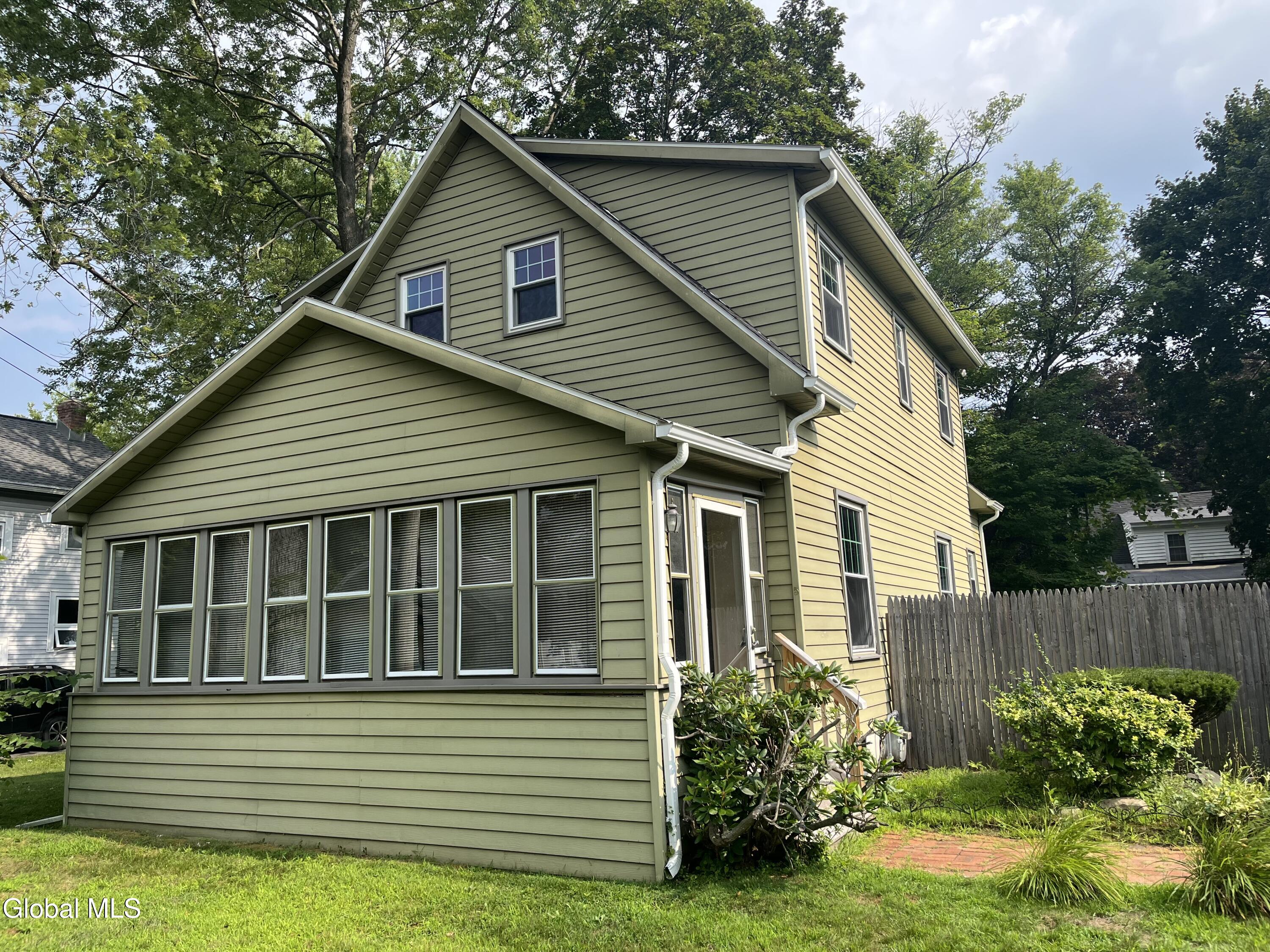 5 Zuni Street Albany NY 12208