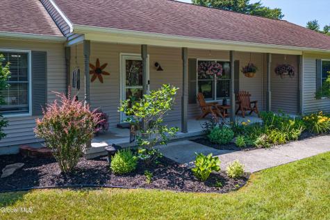 10 Snowberry Lane Gansevoort NY 12831