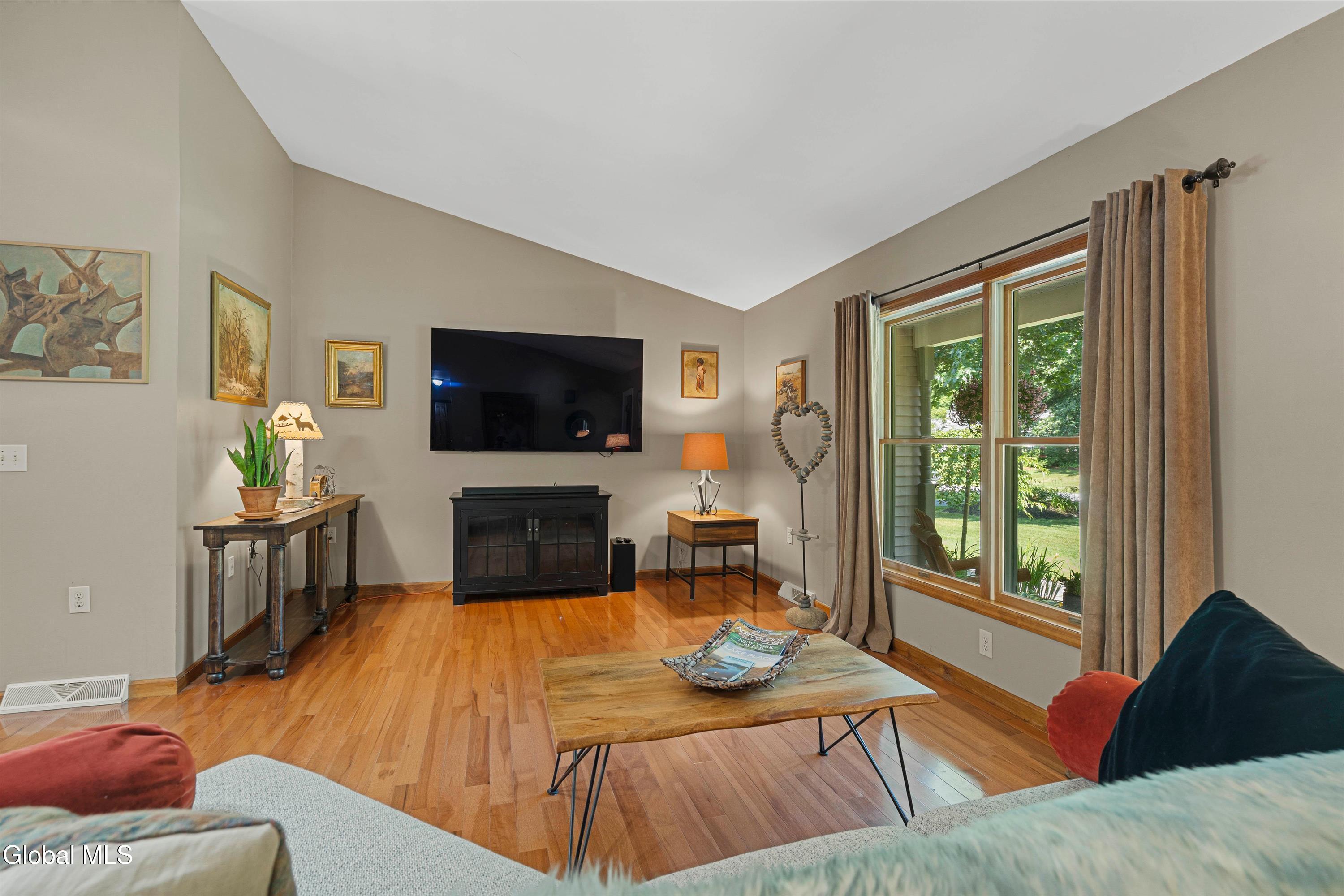 10 Snowberry Lane Gansevoort NY 12831