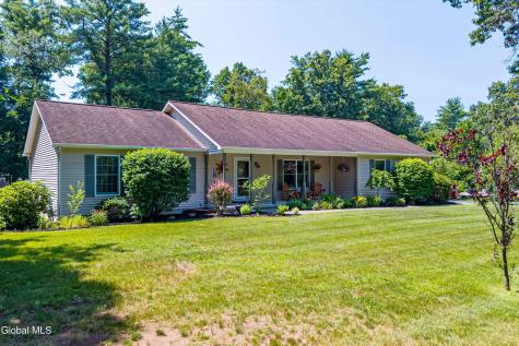 10 Snowberry Lane Gansevoort NY 12831
