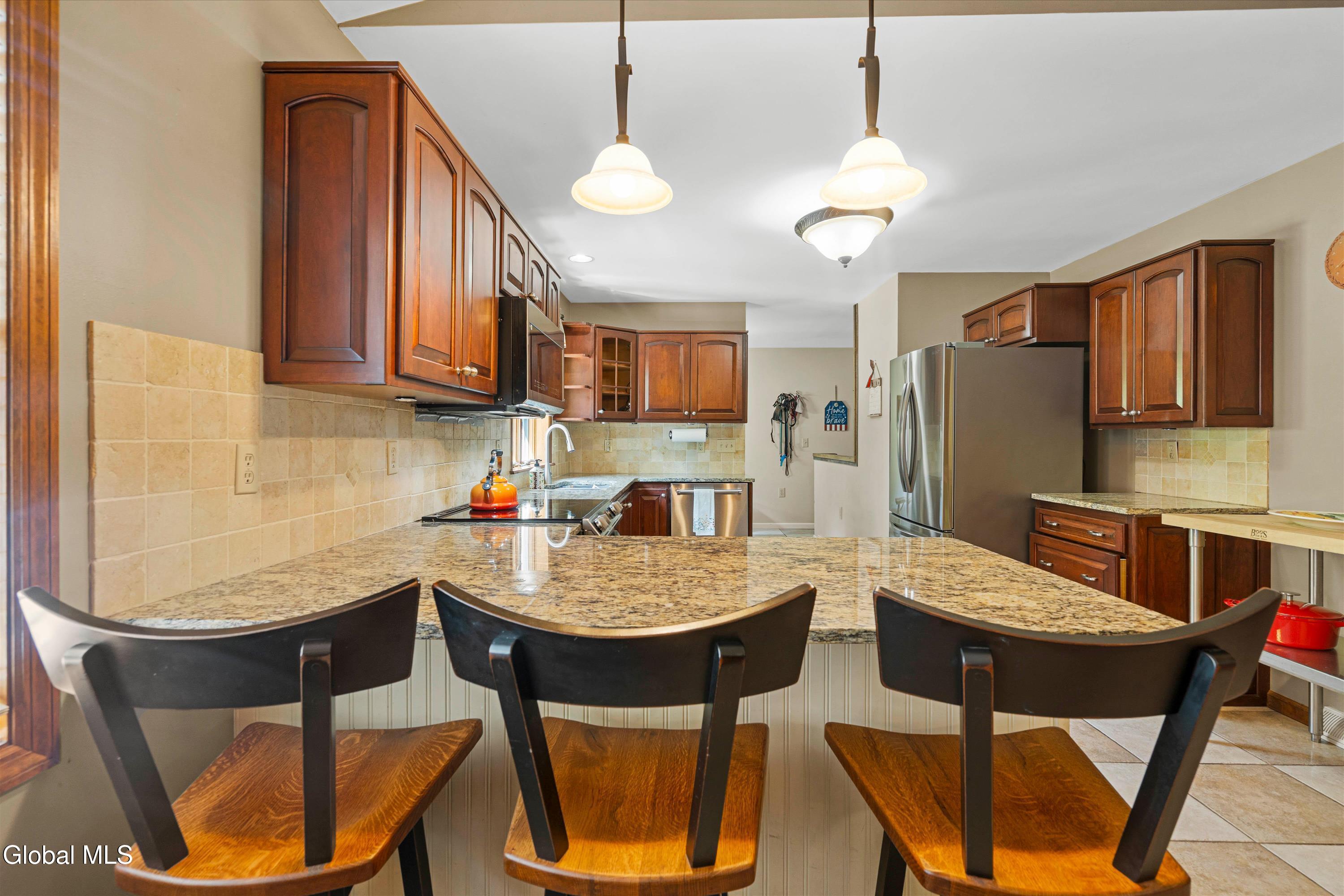 10 Snowberry Lane Gansevoort NY 12831