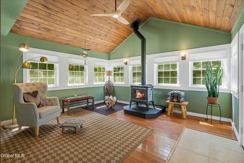 10 Snowberry Lane Gansevoort NY 12831