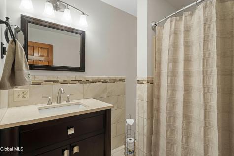 10 Snowberry Lane Gansevoort NY 12831