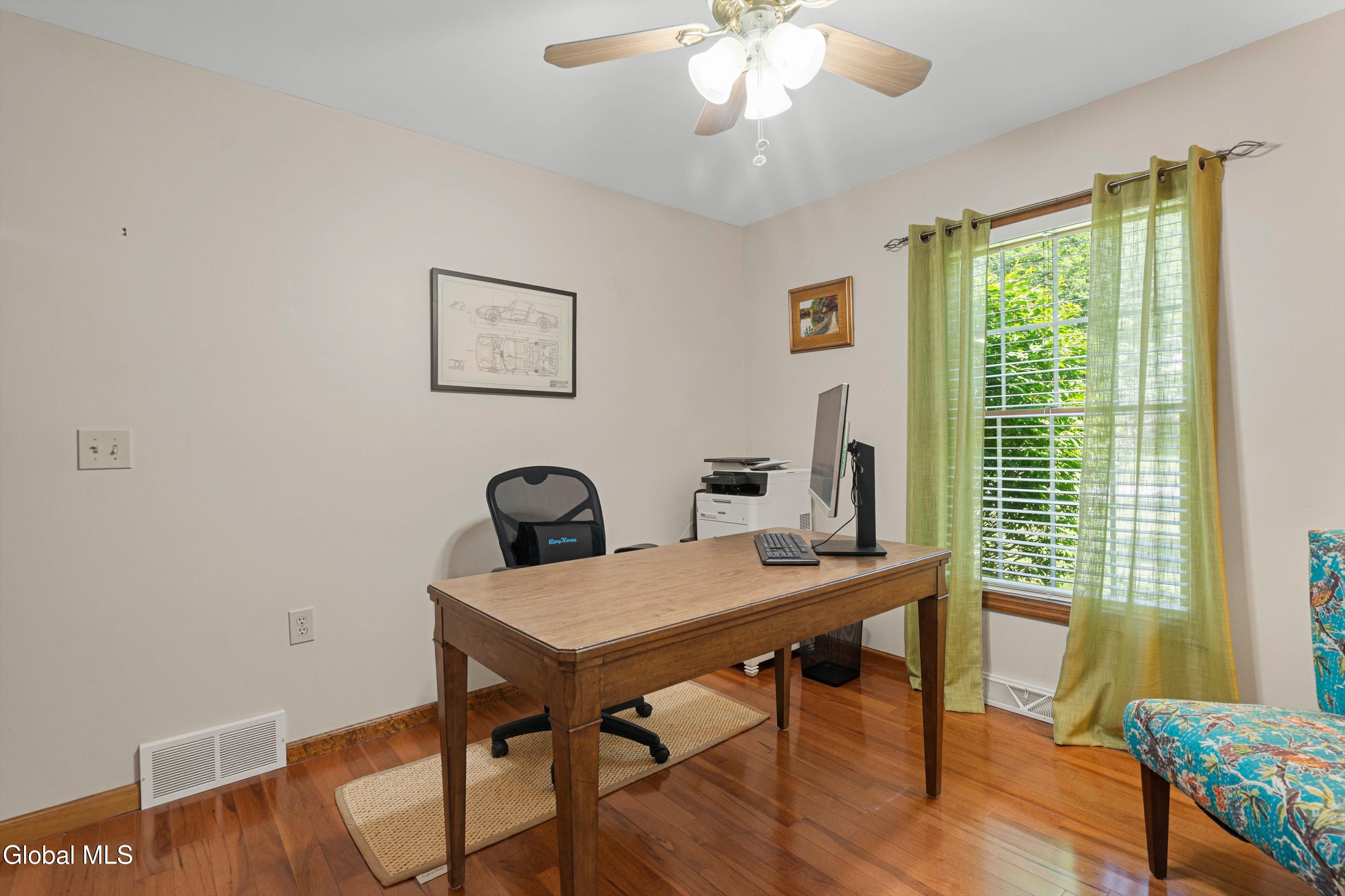 10 Snowberry Lane Gansevoort NY 12831