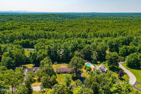 10 Snowberry Lane Gansevoort NY 12831