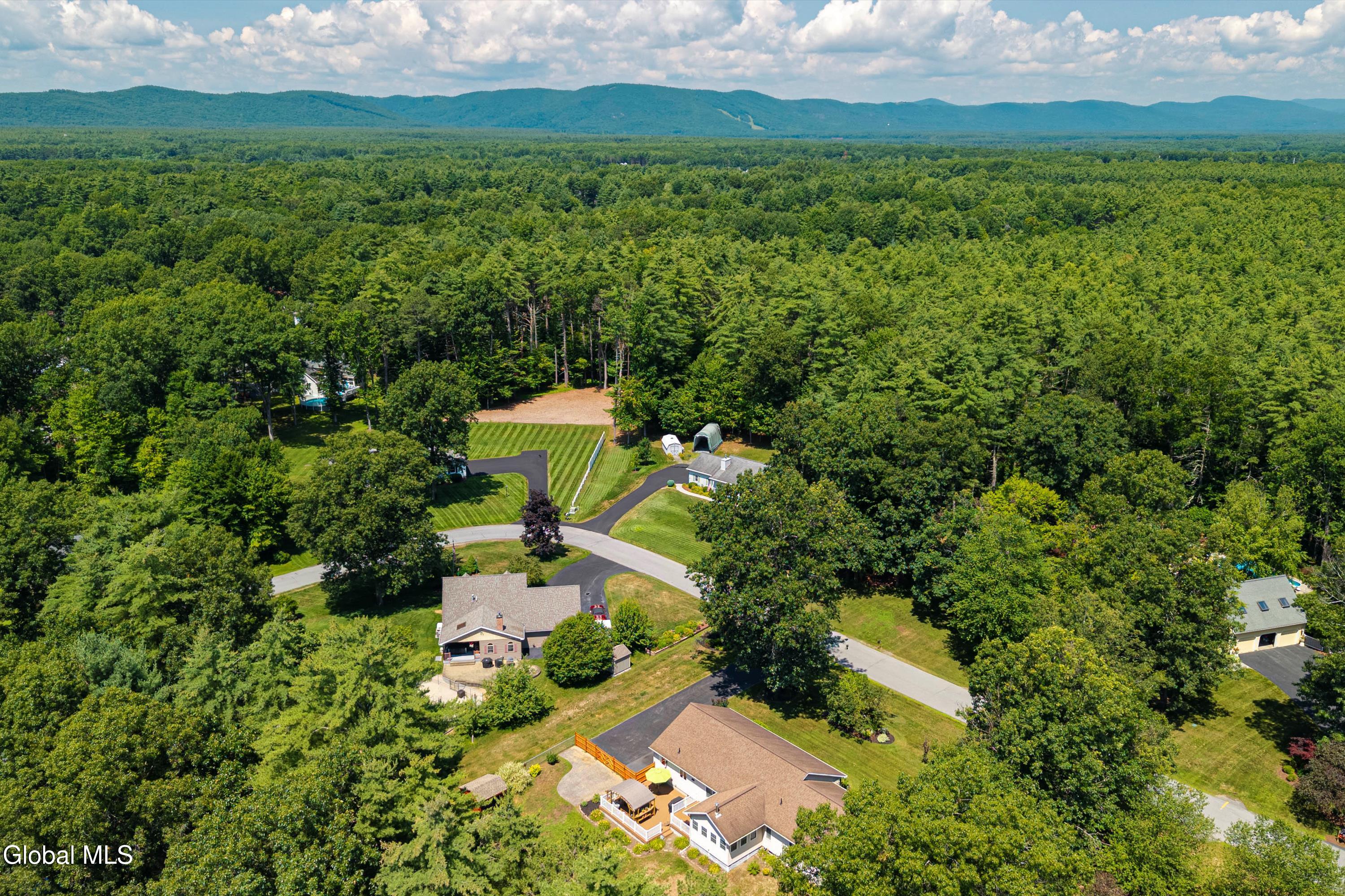 10 Snowberry Lane Gansevoort NY 12831