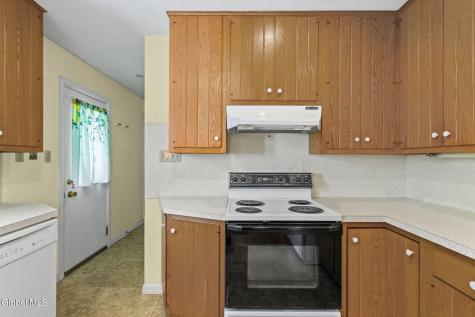 18 Edmel Road Schenectady NY 12302