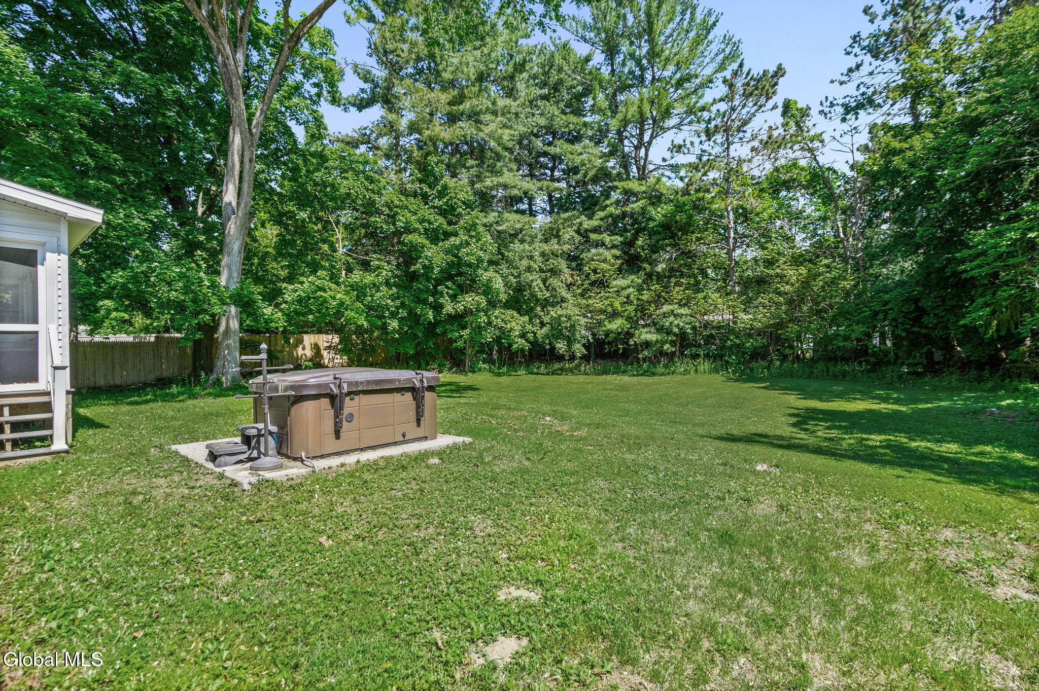18 Edmel Road Schenectady NY 12302