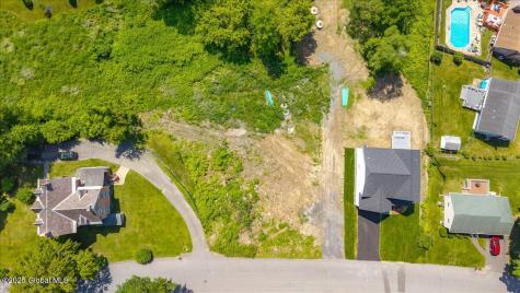 6 Wedgewood Drive Loudonville NY 12211