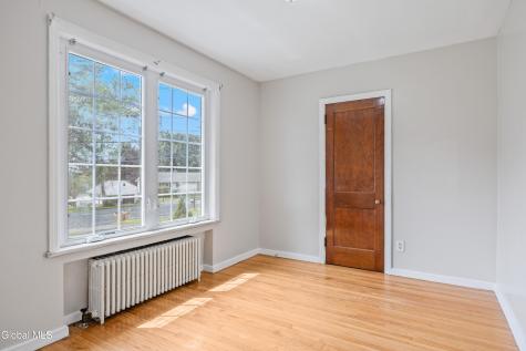 131 Shaker Road Albany NY 12211