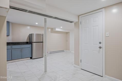 131 Shaker Road Albany NY 12211