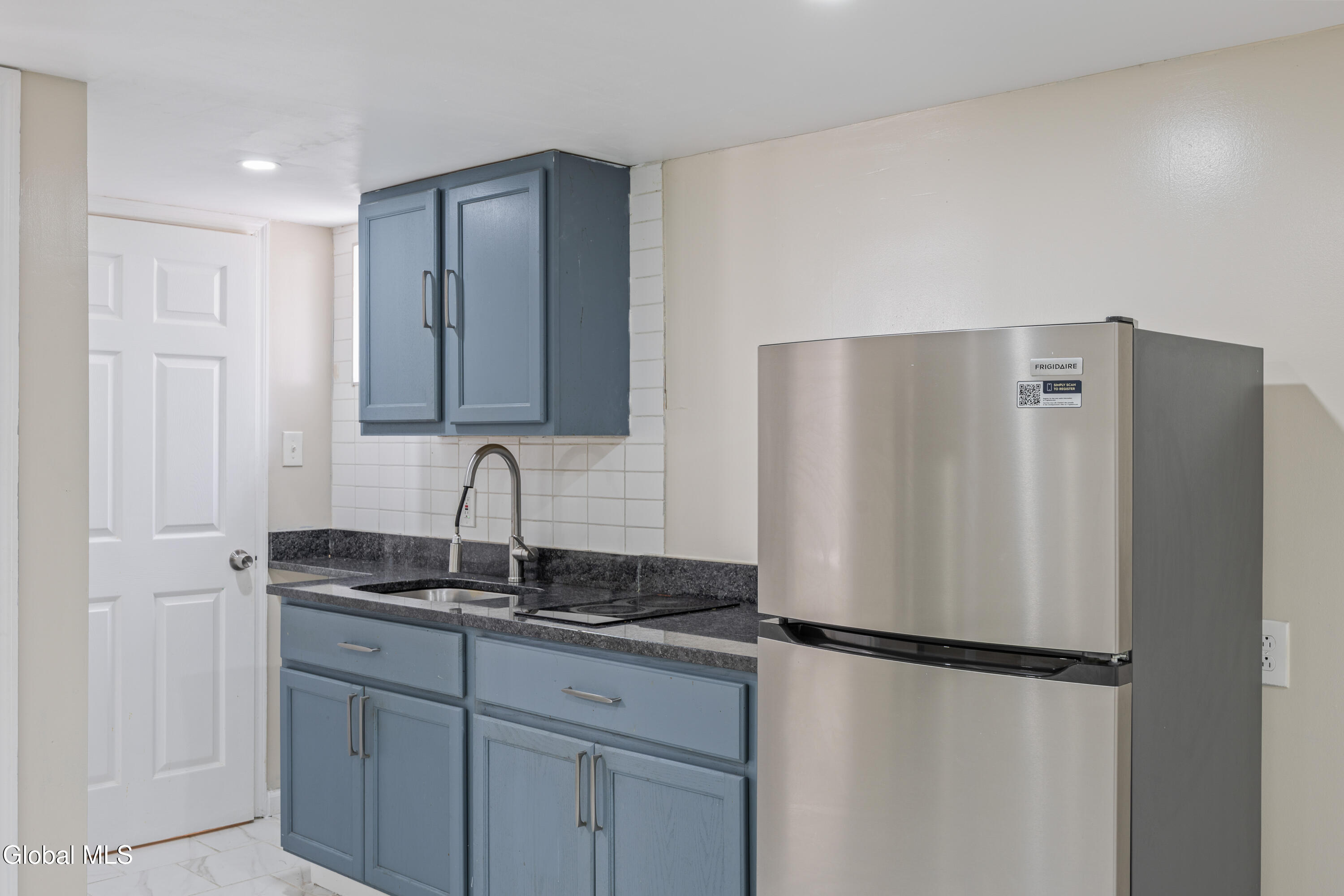 131 Shaker Road Albany NY 12211